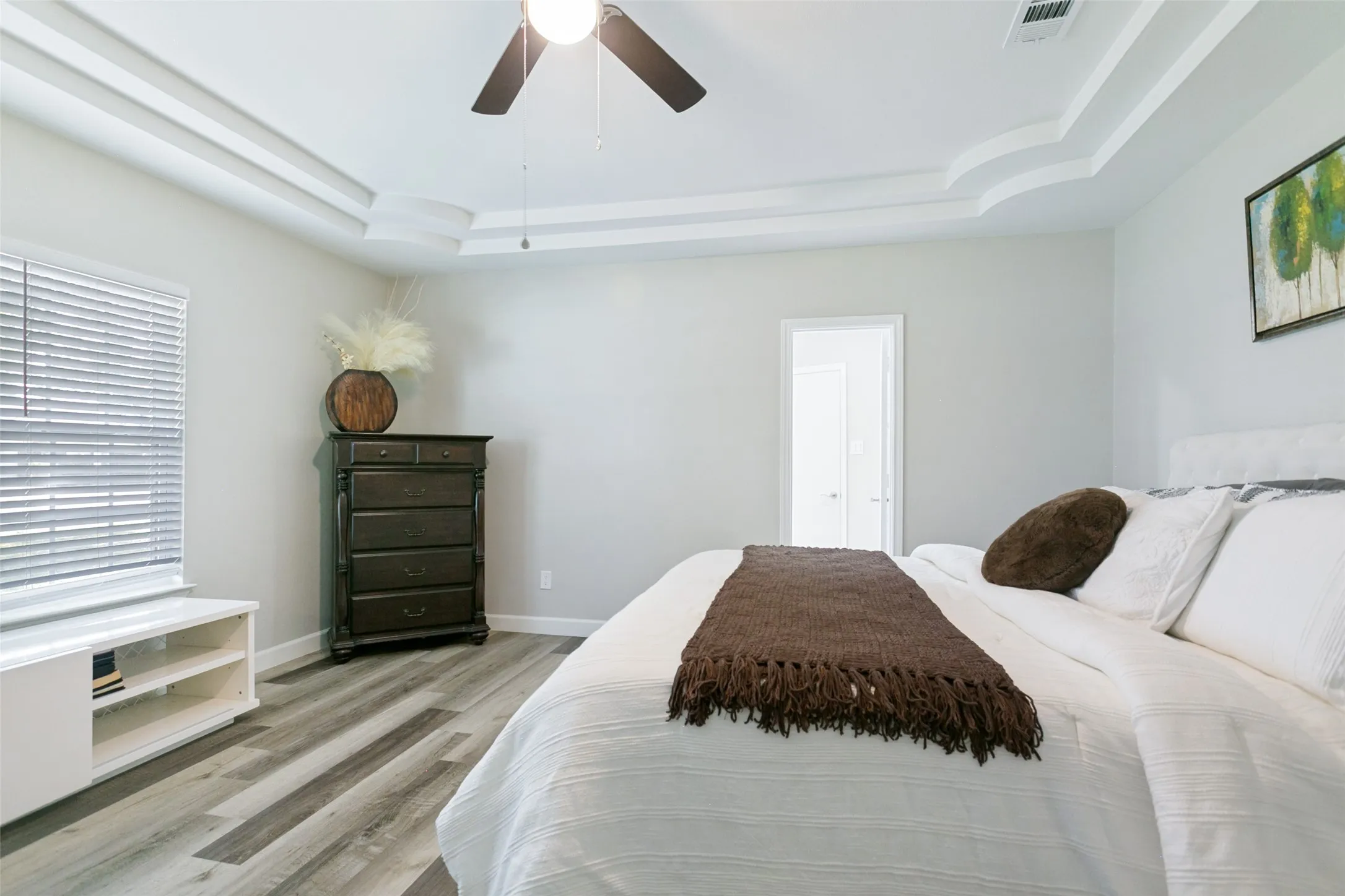 Single Family Residence For Sale in Dallas County , 6709 Abilene Drive, Sachse, Texas 75048, 3 Bedrooms, 2 Bathrooms, 2 Garage spaces, 1,641 Sqft, built in 1983, Price $370,000, mls#21319149, Real Estate Agent in Sachse, Homes For Sale in Dallas county, Homes For Sale in Sachse, Realtor in Sachse Texas, Real Estate Brokerage Independent Realty Texas, Luminita Cordes Realtor