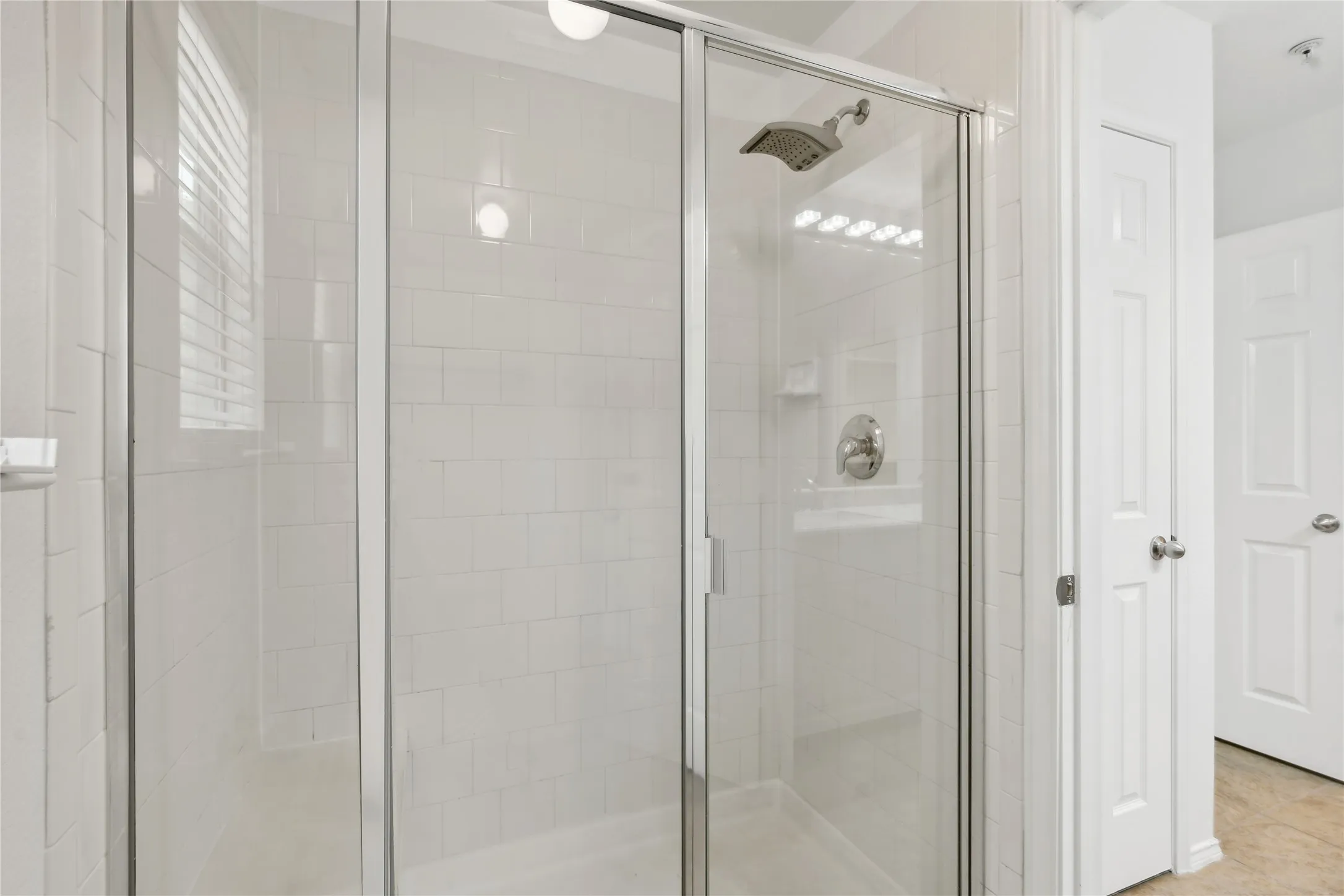 Townhouse For Rent in Collin County , 2316 Stoneleigh Place, Mc Kinney, Texas 75071, 3 Bedroom, 3 Bathroom, 2 Garage spaces, 1,644 Sqft, built in 2005, mls#21317231, Real Estate Agent in Mc Kinney, Homes For Rent in Collin county, Homes For Rent in Mc Kinney, Realtor in Mc Kinney Texas, Real Estate Brokerage Independent Realty Texas, Luminita Cordes Realtor