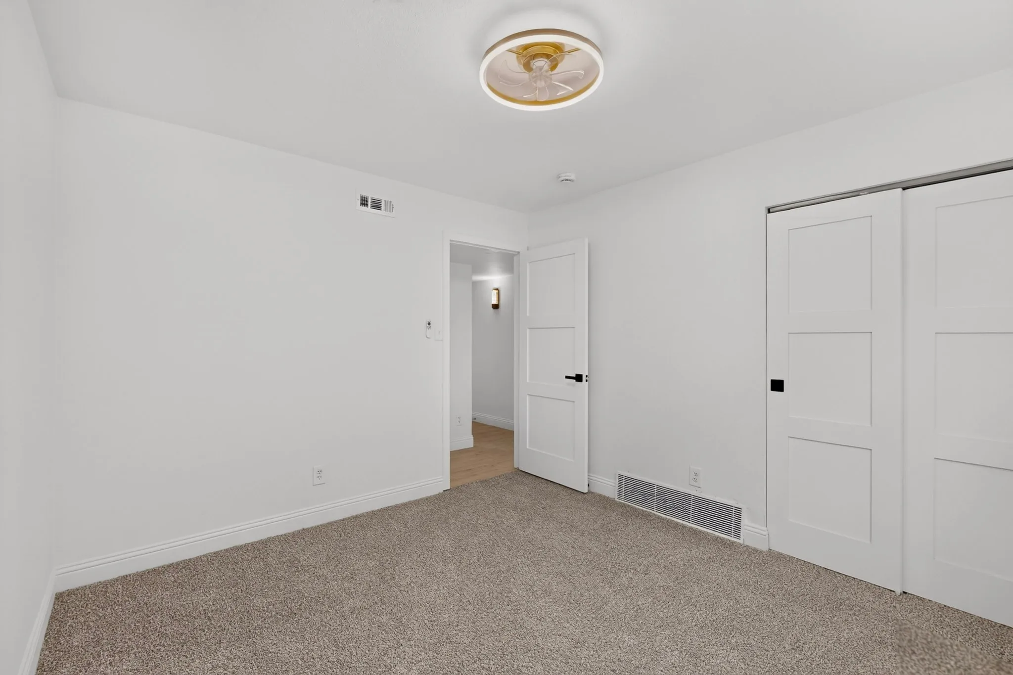 Single Family Residence For Sale in Denton County , 4528 Augusta Street, The Colony, Texas 75056, 4 Bedroom, 3 Bathroom, 2 Garage spaces, 2,017 Sqft, built in 1983, mls#21319642, Real Estate Agent in The Colony, Homes For Sale in Denton county, Homes For Sale in The Colony, Realtor in The Colony Texas, Real Estate Brokerage Independent Realty Texas, Luminita Cordes Realtor