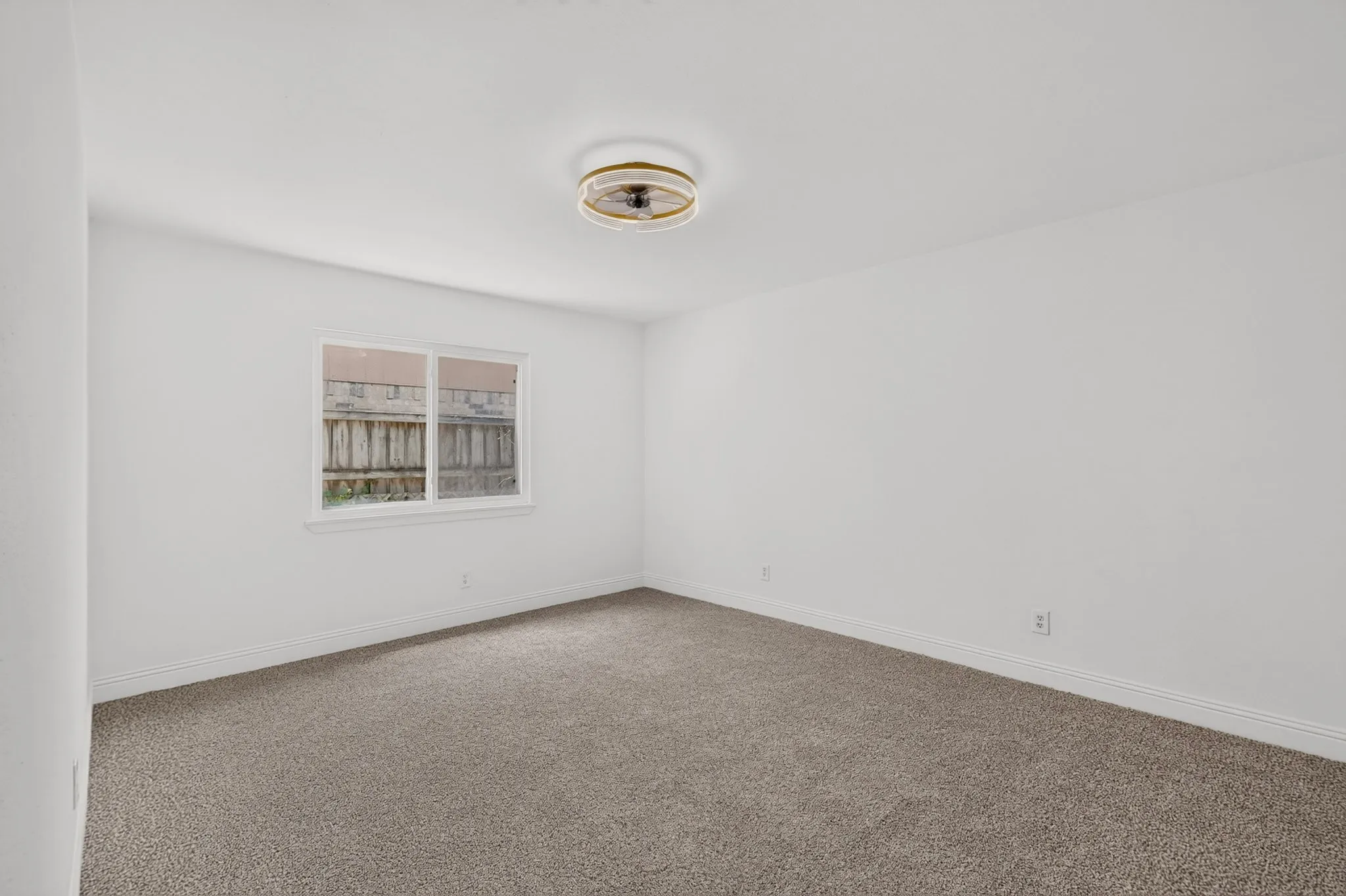 Single Family Residence For Sale in Denton County , 4528 Augusta Street, The Colony, Texas 75056, 4 Bedroom, 3 Bathroom, 2 Garage spaces, 2,017 Sqft, built in 1983, mls#21319642, Real Estate Agent in The Colony, Homes For Sale in Denton county, Homes For Sale in The Colony, Realtor in The Colony Texas, Real Estate Brokerage Independent Realty Texas, Luminita Cordes Realtor