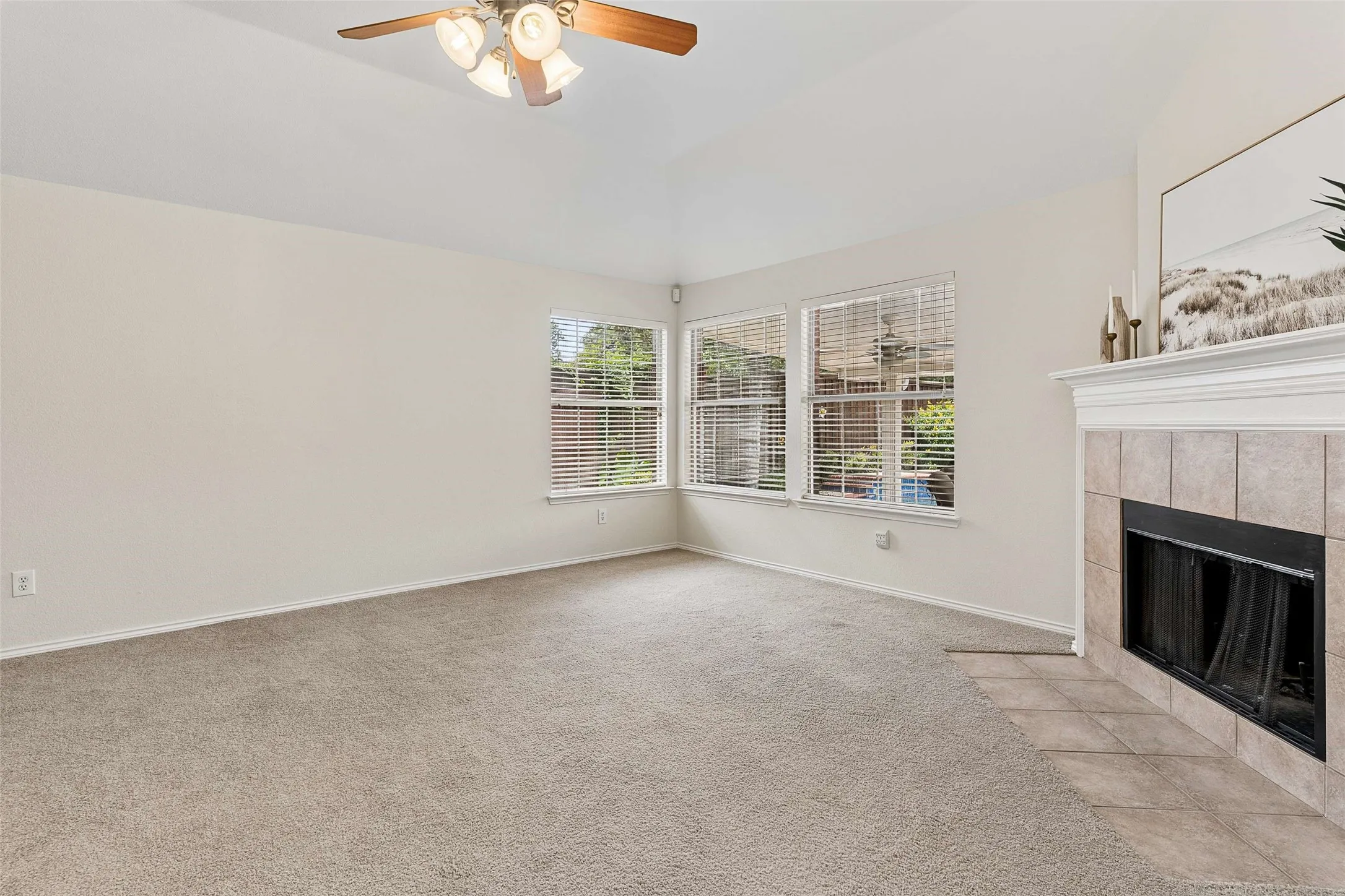 Single Family Residence For Sale in Collin County , 9818 Asheboro Street, Frisco, Texas 75035, 4 Bedroom, 2 Bathroom, 2 Garage spaces, 2,127 Sqft, built in 1999, mls#21319893, Real Estate Agent in Frisco, Homes For Sale in Collin county, Homes For Sale in Frisco, Realtor in Frisco Texas, Real Estate Brokerage Independent Realty Texas, Luminita Cordes Realtor