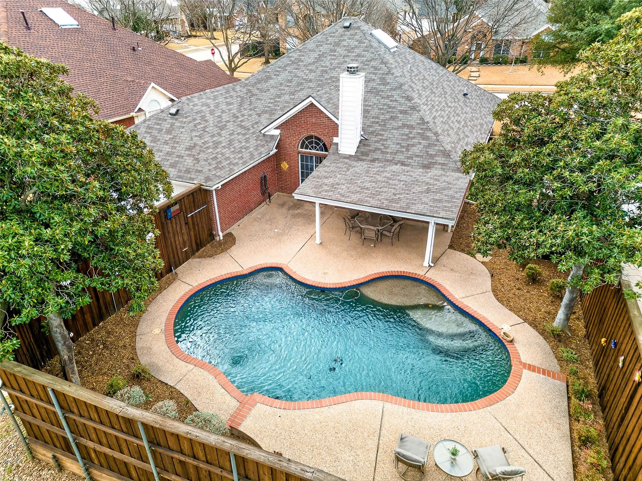 Single Family Residence For Sale in Collin County , 9818 Asheboro Street, Frisco, Texas 75035, 4 Bedroom, 2 Bathroom, 2 Garage spaces, 2,127 Sqft, built in 1999, mls#21319893, Real Estate Agent in Frisco, Homes For Sale in Collin county, Homes For Sale in Frisco, Realtor in Frisco Texas, Real Estate Brokerage Independent Realty Texas, Luminita Cordes Realtor