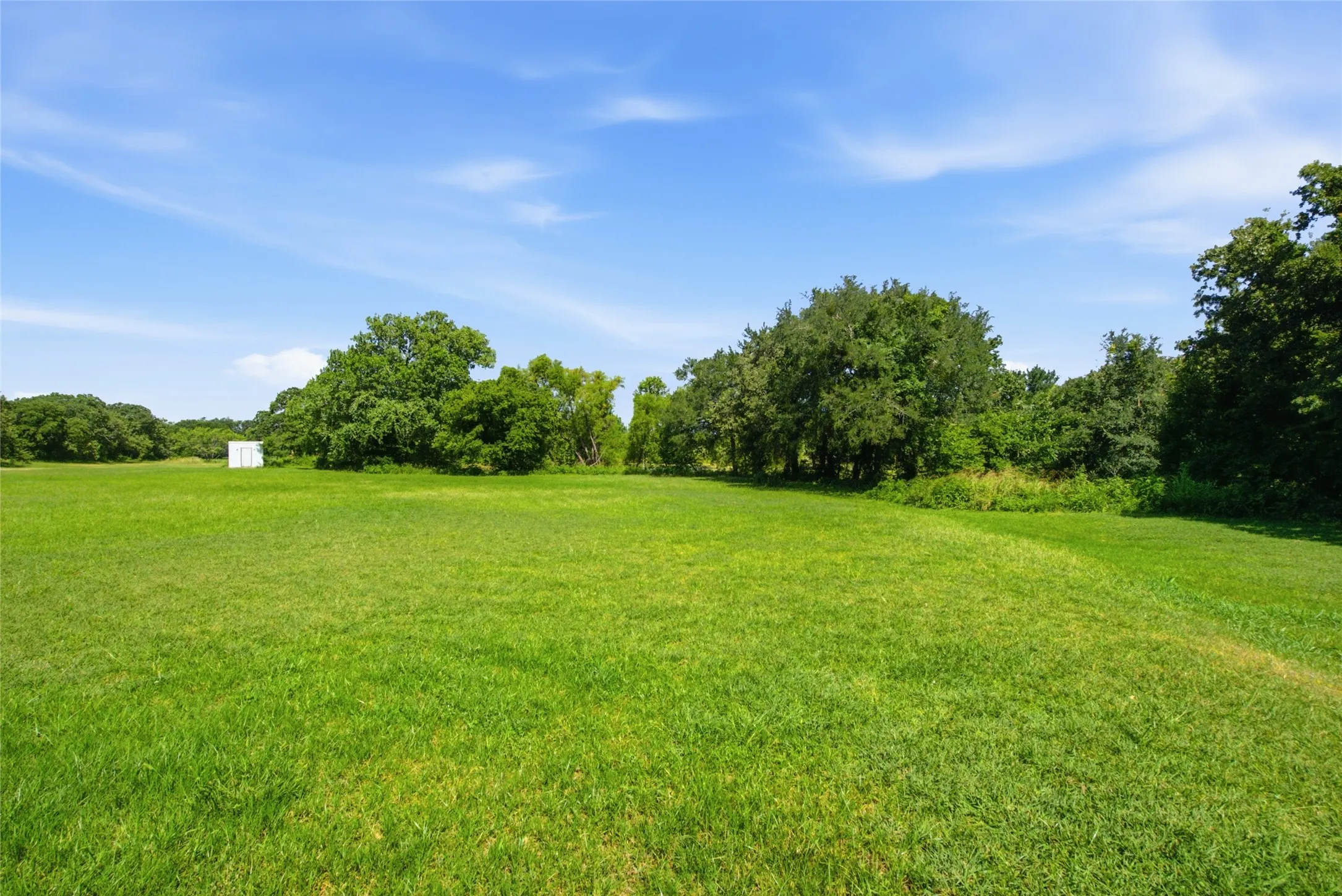 Single Family Residence For Sale in Parker County , 3200 Fairview Road, Millsap, Texas 76066, 3 Bedroom, 2 Bathroom, Garage spaces, 1,344 Sqft, built in 1990, mls#21319900, Real Estate Agent in Millsap, Homes For Sale in Parker county, Homes For Sale in Millsap, Realtor in Millsap Texas, Real Estate Brokerage Independent Realty Texas, Luminita Cordes Realtor