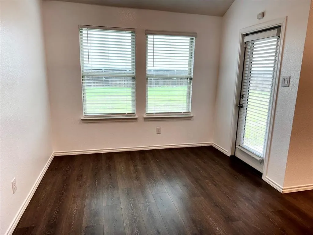 Single Family Residence For Rent in Kaufman County , 4325 Pyramid Drive, Forney, Texas 75126, 3 Bedroom, 2 Bathroom, 2 Garage spaces, 1,450 Sqft, built in 2020, mls#21300701, Real Estate Agent in Forney, Homes For Rent in Kaufman county, Homes For Rent in Forney, Realtor in Forney Texas, Real Estate Brokerage Independent Realty Texas, Luminita Cordes Realtor