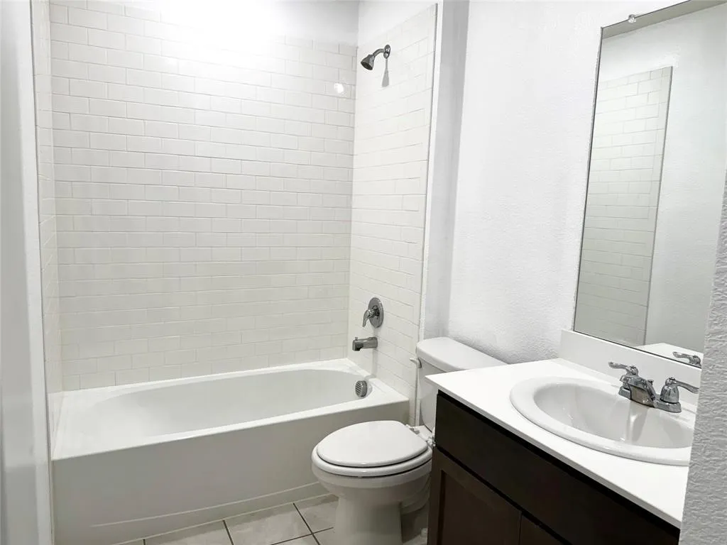 Single Family Residence For Rent in Kaufman County , 4325 Pyramid Drive, Forney, Texas 75126, 3 Bedroom, 2 Bathroom, 2 Garage spaces, 1,450 Sqft, built in 2020, mls#21300701, Real Estate Agent in Forney, Homes For Rent in Kaufman county, Homes For Rent in Forney, Realtor in Forney Texas, Real Estate Brokerage Independent Realty Texas, Luminita Cordes Realtor