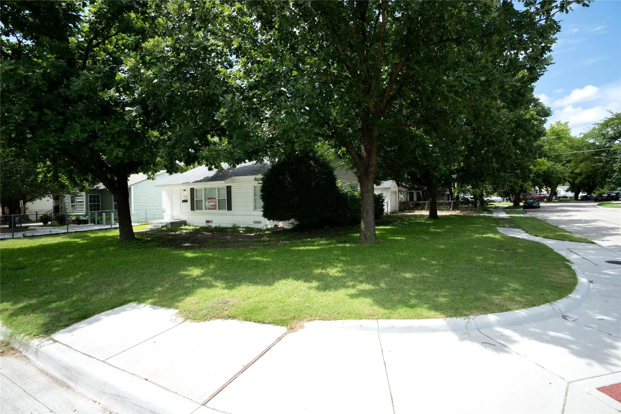 Single Family Residence For Rent in Dallas County , 7419 LAKE JUNE, Dallas, Texas 75217, 3 Bedroom, 1 Bathroom, 1 Garage spaces, 864 Sqft, built in 1951, mls#21319913, Real Estate Agent in Dallas, Homes For Rent in Dallas county, Homes For Rent in Dallas, Realtor in Dallas Texas, Real Estate Brokerage Independent Realty Texas, Luminita Cordes Realtor