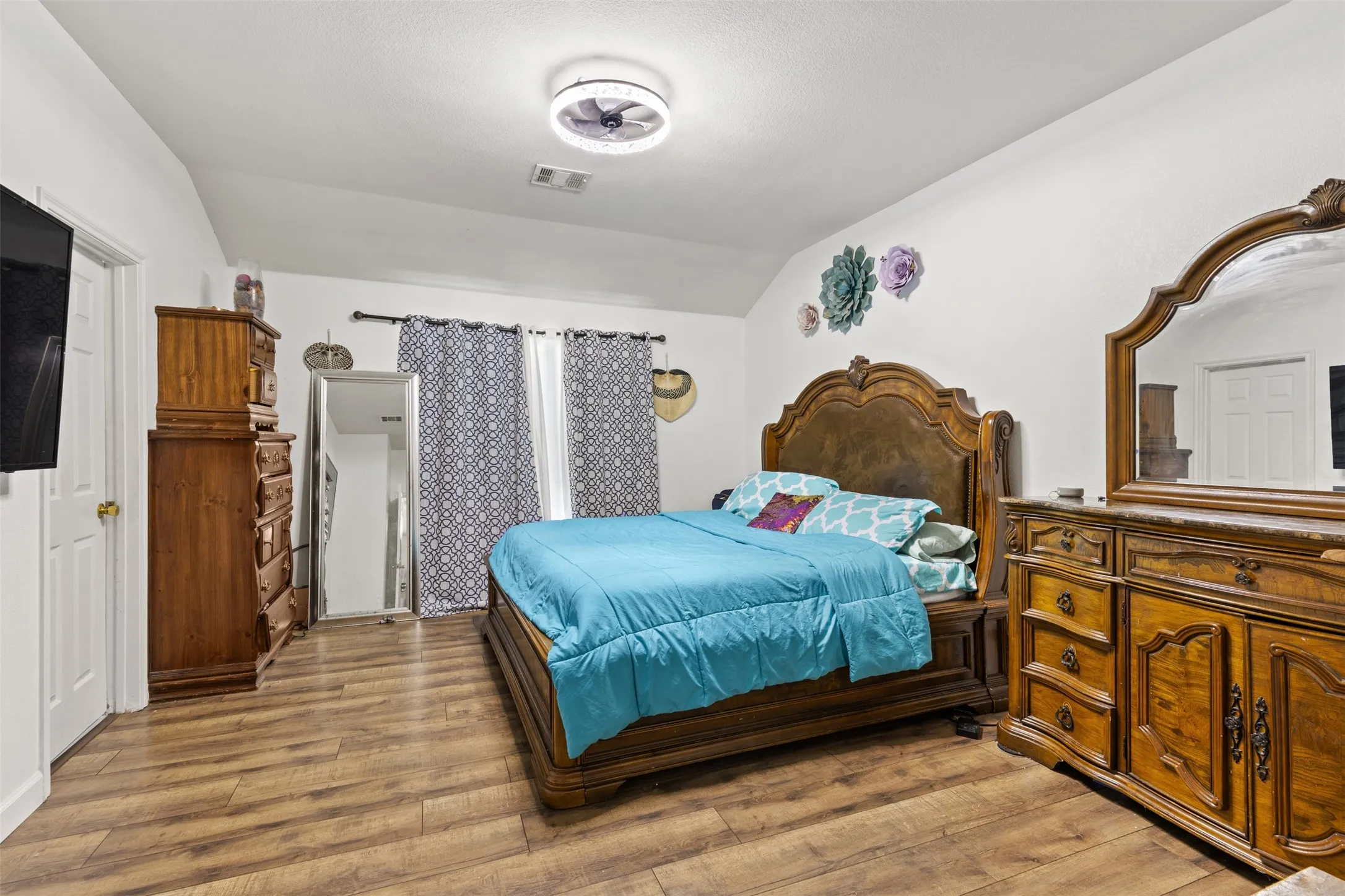 Primary bedroom