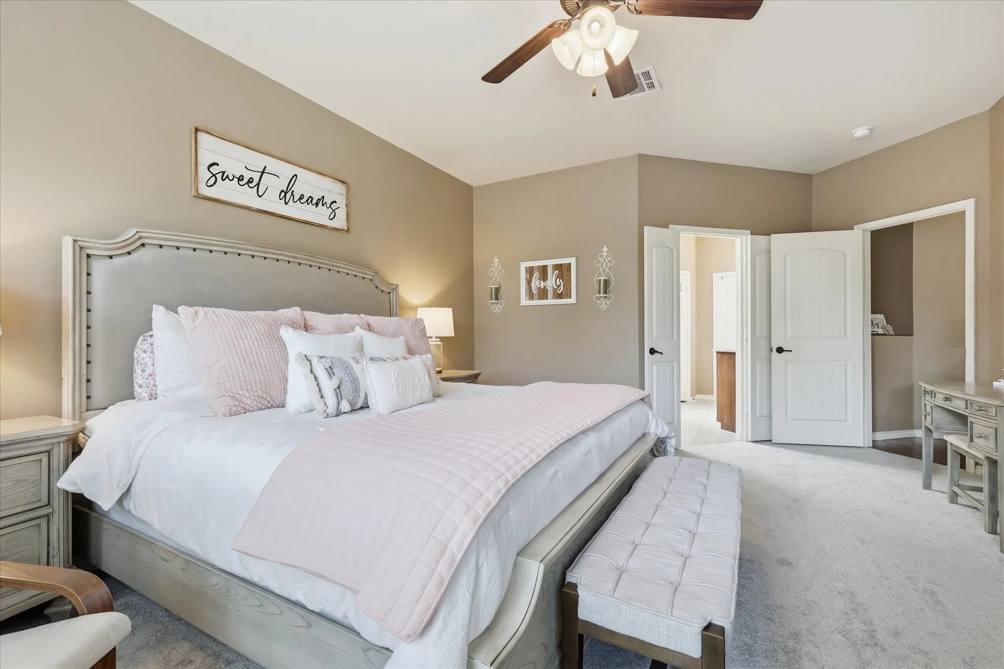 Single Family Residence For Sale in Collin County , 10512 Flat Creek Trail, Mc Kinney, Texas 75072, 5 Bedroom, 4 Bathroom, 2 Garage spaces, 3,745 Sqft, built in 2011, mls#21313027, Real Estate Agent in Mc Kinney, Homes For Sale in Collin county, Homes For Sale in Mc Kinney, Realtor in Mc Kinney Texas, Real Estate Brokerage Independent Realty Texas, Luminita Cordes Realtor
