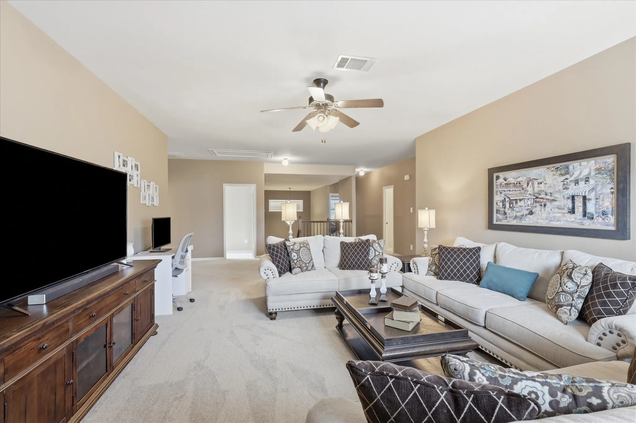 Single Family Residence For Sale in Collin County , 10512 Flat Creek Trail, Mc Kinney, Texas 75072, 5 Bedroom, 4 Bathroom, 2 Garage spaces, 3,745 Sqft, built in 2011, mls#21313027, Real Estate Agent in Mc Kinney, Homes For Sale in Collin county, Homes For Sale in Mc Kinney, Realtor in Mc Kinney Texas, Real Estate Brokerage Independent Realty Texas, Luminita Cordes Realtor