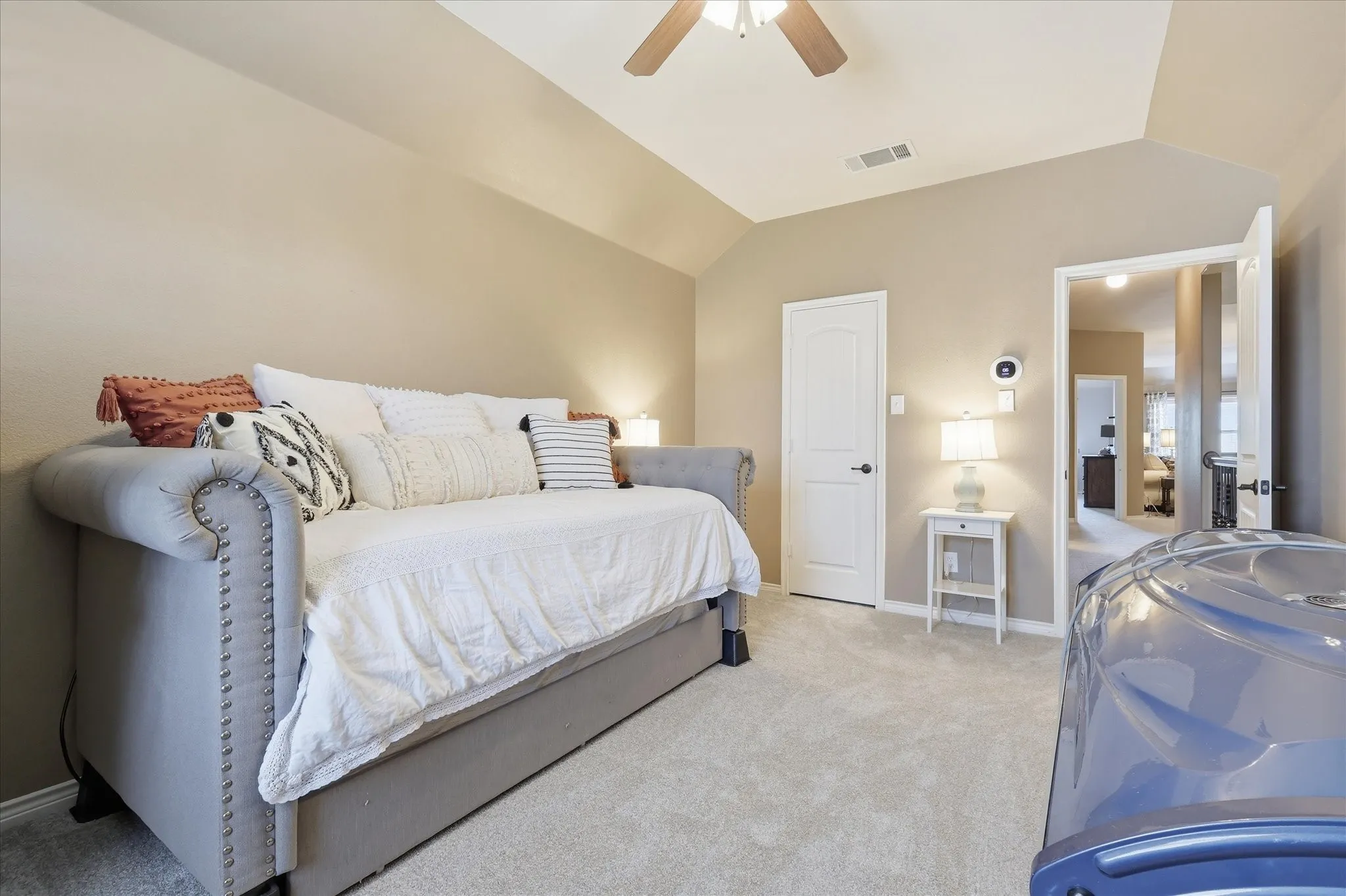 Single Family Residence For Sale in Collin County , 10512 Flat Creek Trail, Mc Kinney, Texas 75072, 5 Bedroom, 4 Bathroom, 2 Garage spaces, 3,745 Sqft, built in 2011, mls#21313027, Real Estate Agent in Mc Kinney, Homes For Sale in Collin county, Homes For Sale in Mc Kinney, Realtor in Mc Kinney Texas, Real Estate Brokerage Independent Realty Texas, Luminita Cordes Realtor