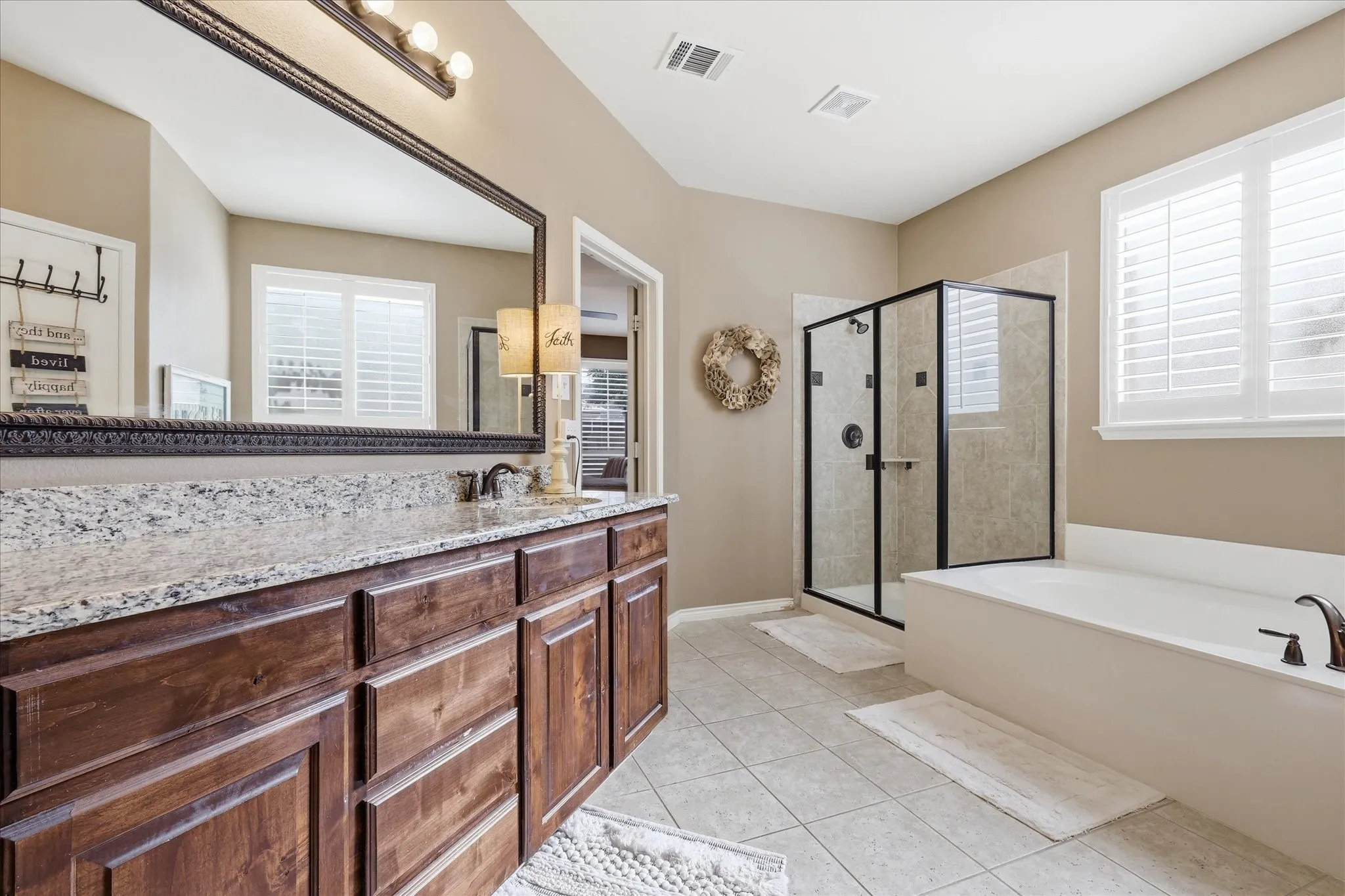 Single Family Residence For Sale in Collin County , 10512 Flat Creek Trail, Mc Kinney, Texas 75072, 5 Bedroom, 4 Bathroom, 2 Garage spaces, 3,745 Sqft, built in 2011, mls#21313027, Real Estate Agent in Mc Kinney, Homes For Sale in Collin county, Homes For Sale in Mc Kinney, Realtor in Mc Kinney Texas, Real Estate Brokerage Independent Realty Texas, Luminita Cordes Realtor