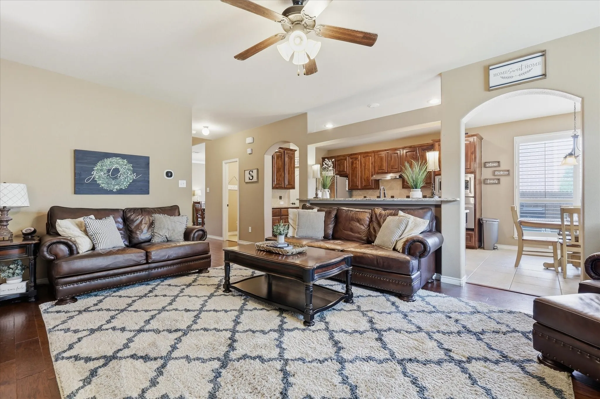 Single Family Residence For Sale in Collin County , 10512 Flat Creek Trail, Mc Kinney, Texas 75072, 5 Bedroom, 4 Bathroom, 2 Garage spaces, 3,745 Sqft, built in 2011, mls#21313027, Real Estate Agent in Mc Kinney, Homes For Sale in Collin county, Homes For Sale in Mc Kinney, Realtor in Mc Kinney Texas, Real Estate Brokerage Independent Realty Texas, Luminita Cordes Realtor
