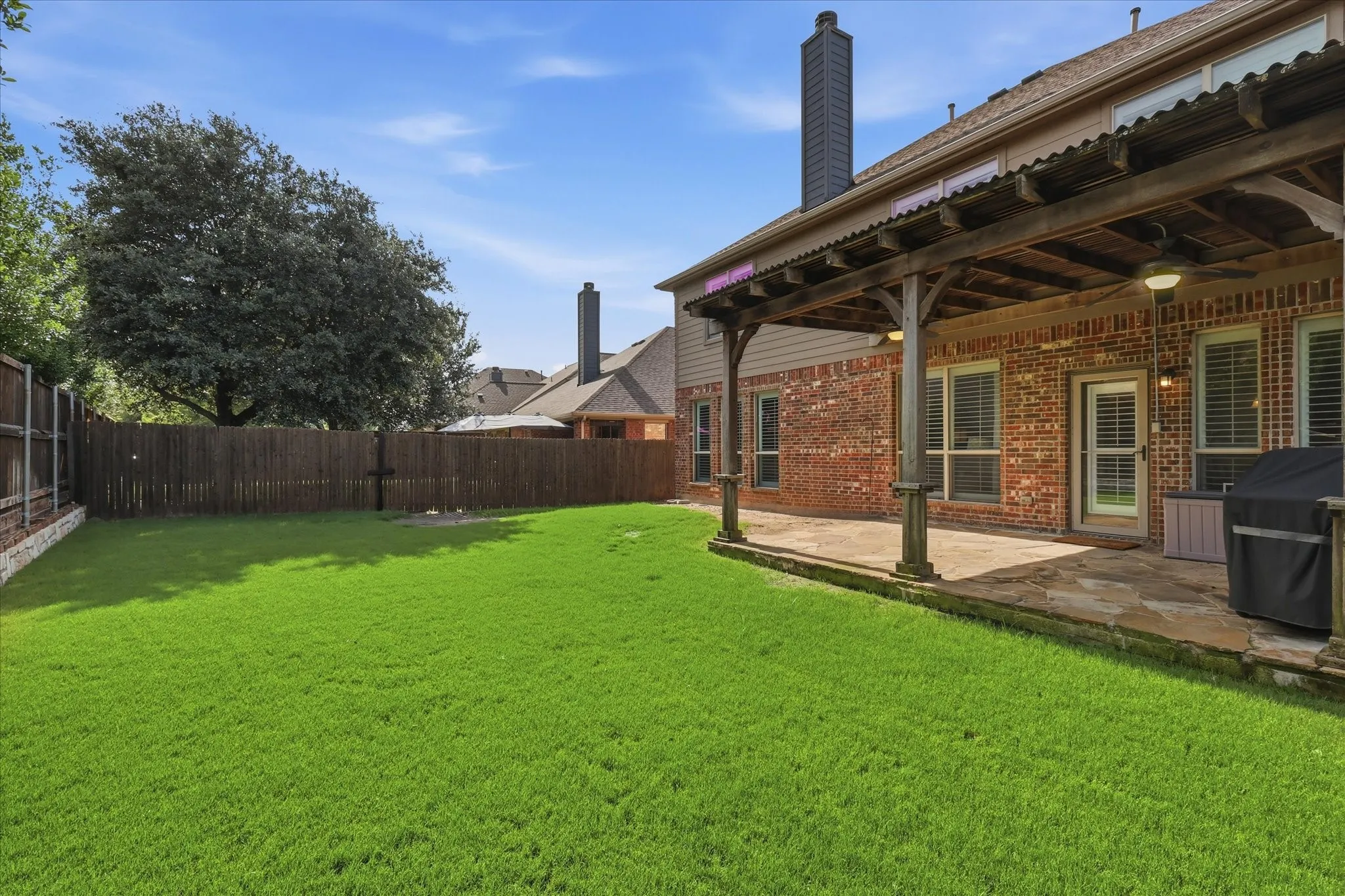 Single Family Residence For Sale in Collin County , 10512 Flat Creek Trail, Mc Kinney, Texas 75072, 5 Bedroom, 4 Bathroom, 2 Garage spaces, 3,745 Sqft, built in 2011, mls#21313027, Real Estate Agent in Mc Kinney, Homes For Sale in Collin county, Homes For Sale in Mc Kinney, Realtor in Mc Kinney Texas, Real Estate Brokerage Independent Realty Texas, Luminita Cordes Realtor