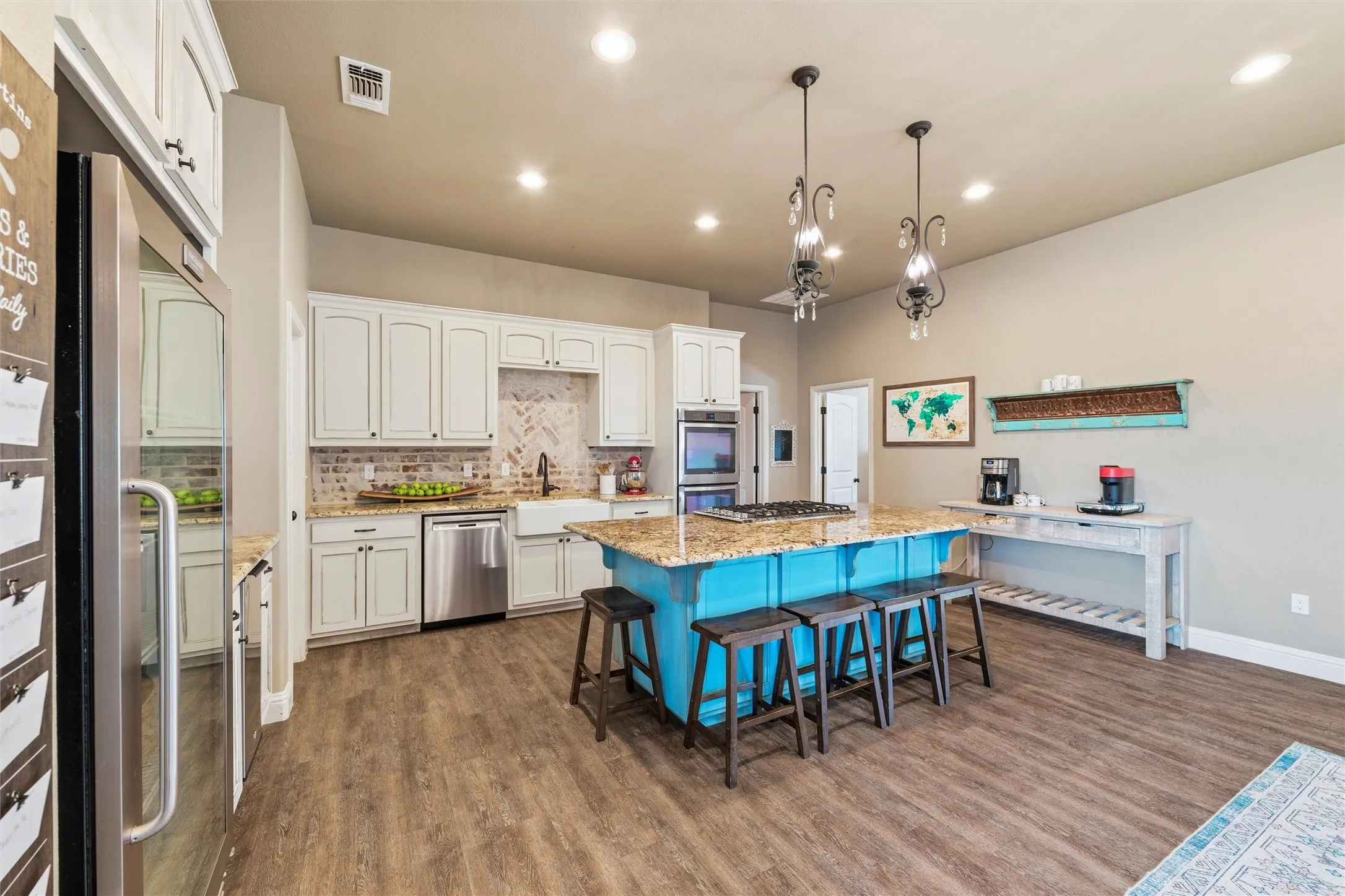 Single Family Residence For Sale in Parker County , 128 E Remuda Court, Fort Worth, Texas 76108, 4 Bedroom, 3 Bathroom, 2 Garage spaces, 2,613 Sqft, built in 2015, mls#21319936, Real Estate Agent in Fort Worth, Homes For Sale in Parker county, Homes For Sale in Fort Worth, Realtor in Fort Worth Texas, Real Estate Brokerage Independent Realty Texas, Luminita Cordes Realtor