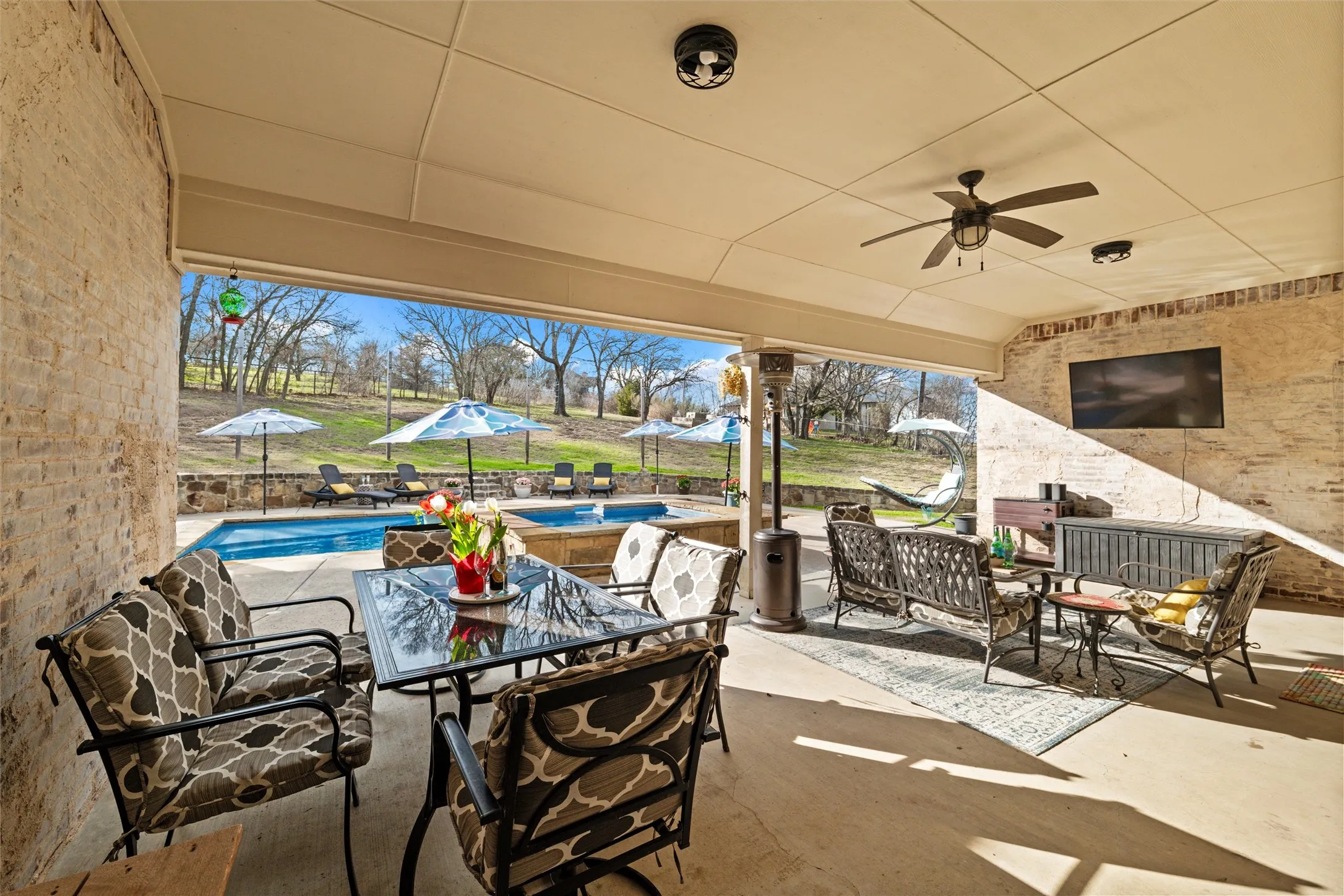 Single Family Residence For Sale in Parker County , 128 E Remuda Court, Fort Worth, Texas 76108, 4 Bedroom, 3 Bathroom, 2 Garage spaces, 2,613 Sqft, built in 2015, mls#21319936, Real Estate Agent in Fort Worth, Homes For Sale in Parker county, Homes For Sale in Fort Worth, Realtor in Fort Worth Texas, Real Estate Brokerage Independent Realty Texas, Luminita Cordes Realtor