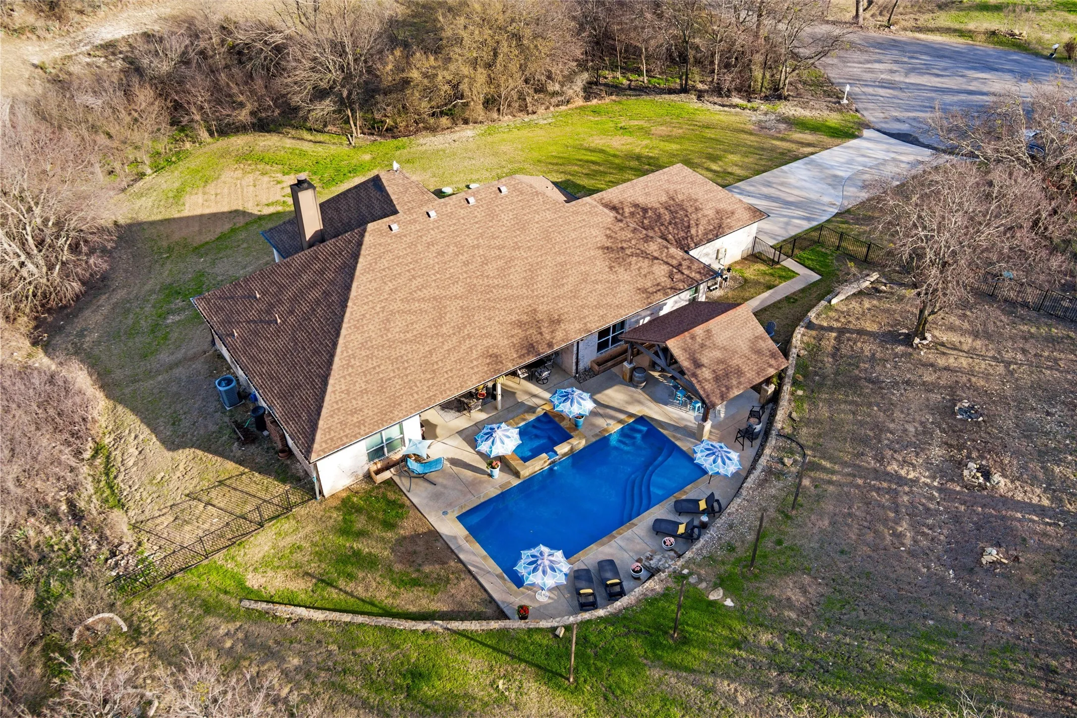 Single Family Residence For Sale in Parker County , 128 E Remuda Court, Fort Worth, Texas 76108, 4 Bedroom, 3 Bathroom, 2 Garage spaces, 2,613 Sqft, built in 2015, mls#21319936, Real Estate Agent in Fort Worth, Homes For Sale in Parker county, Homes For Sale in Fort Worth, Realtor in Fort Worth Texas, Real Estate Brokerage Independent Realty Texas, Luminita Cordes Realtor