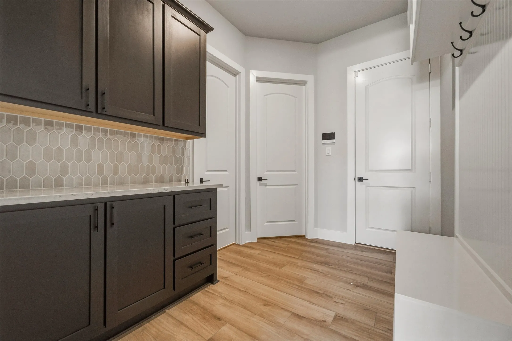 Single Family Residence For Sale in Grayson County , 715 Water Side Drive, Van Alstyne, Texas 75495, 4 Bedroom, 3 Bathroom, 3 Garage spaces, 2,686 Sqft, built in 2026, mls#21317197, Real Estate Agent in Van Alstyne, Homes For Sale in Grayson county, Homes For Sale in Van Alstyne, Realtor in Van Alstyne Texas, Real Estate Brokerage Independent Realty Texas, Luminita Cordes Realtor