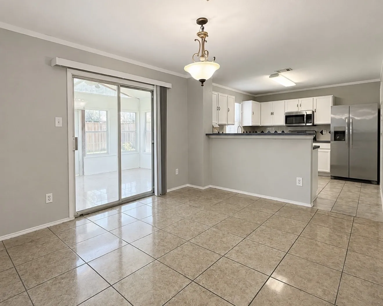 Single Family Residence For Rent in Collin County , 812 Sussex Drive, Mc Kinney, Texas 75071, 3 Bedroom, 3 Bathroom, 2 Garage spaces, 2,191 Sqft, built in 2002, mls#21317572, Real Estate Agent in Mc Kinney, Homes For Rent in Collin county, Homes For Rent in Mc Kinney, Realtor in Mc Kinney Texas, Real Estate Brokerage Independent Realty Texas, Luminita Cordes Realtor