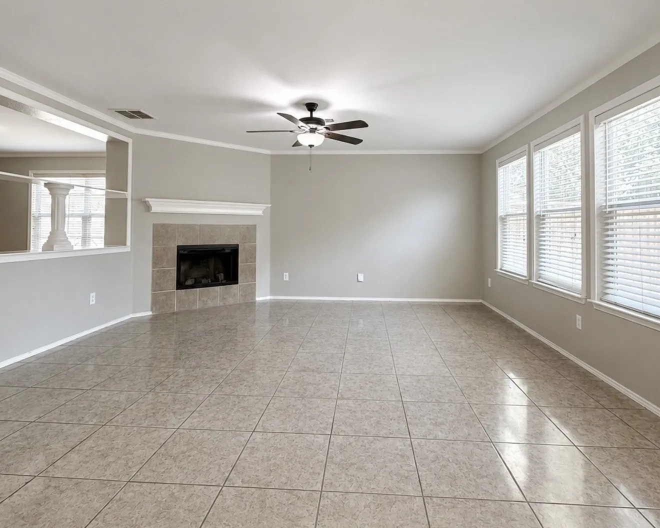 Single Family Residence For Rent in Collin County , 812 Sussex Drive, Mc Kinney, Texas 75071, 3 Bedroom, 3 Bathroom, 2 Garage spaces, 2,191 Sqft, built in 2002, mls#21317572, Real Estate Agent in Mc Kinney, Homes For Rent in Collin county, Homes For Rent in Mc Kinney, Realtor in Mc Kinney Texas, Real Estate Brokerage Independent Realty Texas, Luminita Cordes Realtor
