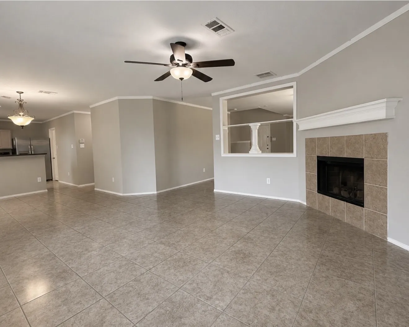 Single Family Residence For Rent in Collin County , 812 Sussex Drive, Mc Kinney, Texas 75071, 3 Bedroom, 3 Bathroom, 2 Garage spaces, 2,191 Sqft, built in 2002, mls#21317572, Real Estate Agent in Mc Kinney, Homes For Rent in Collin county, Homes For Rent in Mc Kinney, Realtor in Mc Kinney Texas, Real Estate Brokerage Independent Realty Texas, Luminita Cordes Realtor