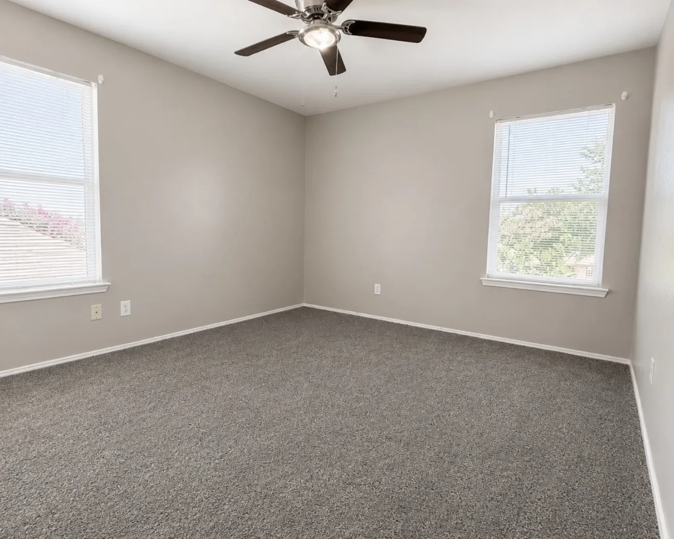 Single Family Residence For Rent in Collin County , 812 Sussex Drive, Mc Kinney, Texas 75071, 3 Bedroom, 3 Bathroom, 2 Garage spaces, 2,191 Sqft, built in 2002, mls#21317572, Real Estate Agent in Mc Kinney, Homes For Rent in Collin county, Homes For Rent in Mc Kinney, Realtor in Mc Kinney Texas, Real Estate Brokerage Independent Realty Texas, Luminita Cordes Realtor