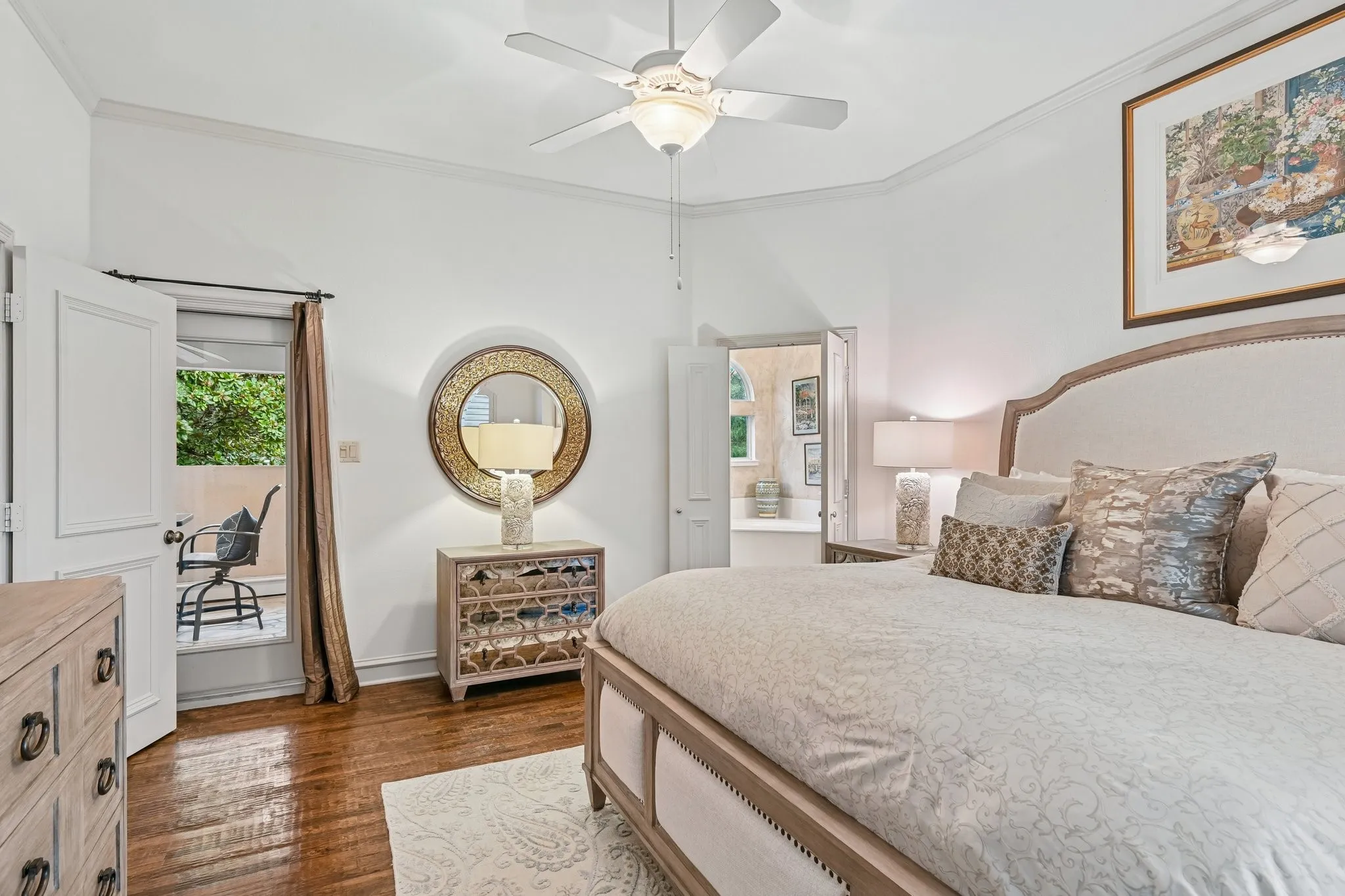 Townhouse For Sale in Dallas County , 4229 N Hall Street D, Dallas, Texas 75219, 2 Bedroom, 3 Bathroom, 2 Garage spaces, 2,078 Sqft, built in 1999, mls#21303478, Real Estate Agent in Dallas, Homes For Sale in Dallas county, Homes For Sale in Dallas, Realtor in Dallas Texas, Real Estate Brokerage Independent Realty Texas, Luminita Cordes Realtor