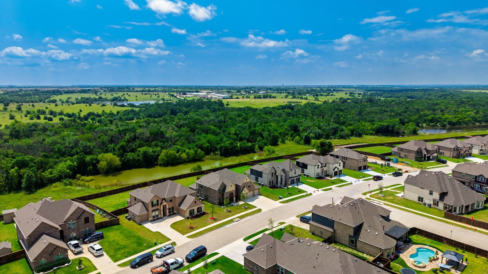 Single Family Residence For Sale in Kaufman County , 929 Gold Finch Lane, Forney, Texas 75126, 6 Bedroom, 4 Bathroom, 3 Garage spaces, 3,929 Sqft, built in 2024, mls#21319749, Real Estate Agent in Forney, Homes For Sale in Kaufman county, Homes For Sale in Forney, Realtor in Forney Texas, Real Estate Brokerage Independent Realty Texas, Luminita Cordes Realtor