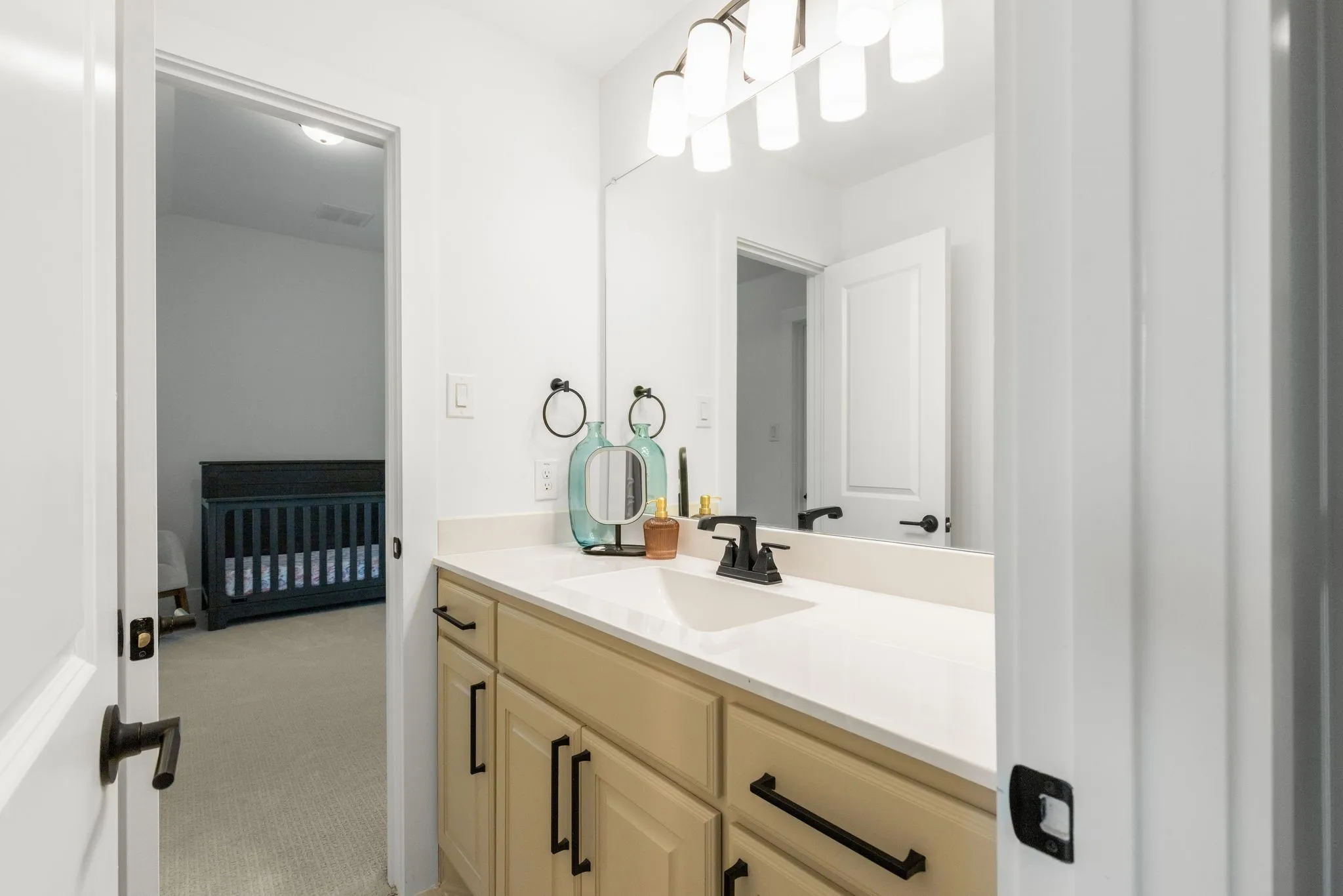 Single Family Residence For Sale in Kaufman County , 929 Gold Finch Lane, Forney, Texas 75126, 6 Bedroom, 4 Bathroom, 3 Garage spaces, 3,929 Sqft, built in 2024, mls#21319749, Real Estate Agent in Forney, Homes For Sale in Kaufman county, Homes For Sale in Forney, Realtor in Forney Texas, Real Estate Brokerage Independent Realty Texas, Luminita Cordes Realtor