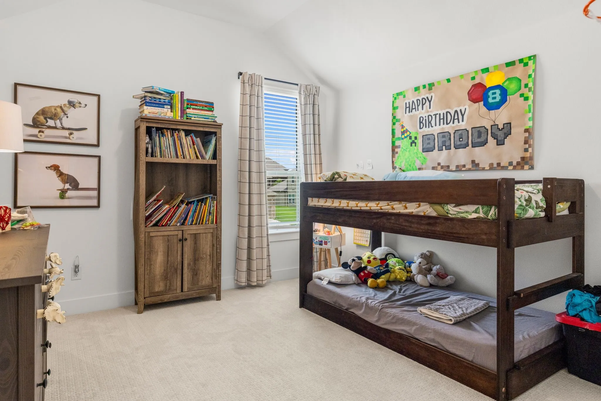 Single Family Residence For Sale in Kaufman County , 929 Gold Finch Lane, Forney, Texas 75126, 6 Bedroom, 4 Bathroom, 3 Garage spaces, 3,929 Sqft, built in 2024, mls#21319749, Real Estate Agent in Forney, Homes For Sale in Kaufman county, Homes For Sale in Forney, Realtor in Forney Texas, Real Estate Brokerage Independent Realty Texas, Luminita Cordes Realtor