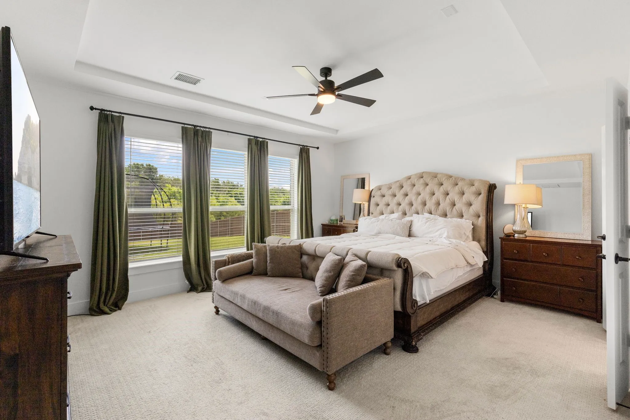 Single Family Residence For Sale in Kaufman County , 929 Gold Finch Lane, Forney, Texas 75126, 6 Bedroom, 4 Bathroom, 3 Garage spaces, 3,929 Sqft, built in 2024, mls#21319749, Real Estate Agent in Forney, Homes For Sale in Kaufman county, Homes For Sale in Forney, Realtor in Forney Texas, Real Estate Brokerage Independent Realty Texas, Luminita Cordes Realtor