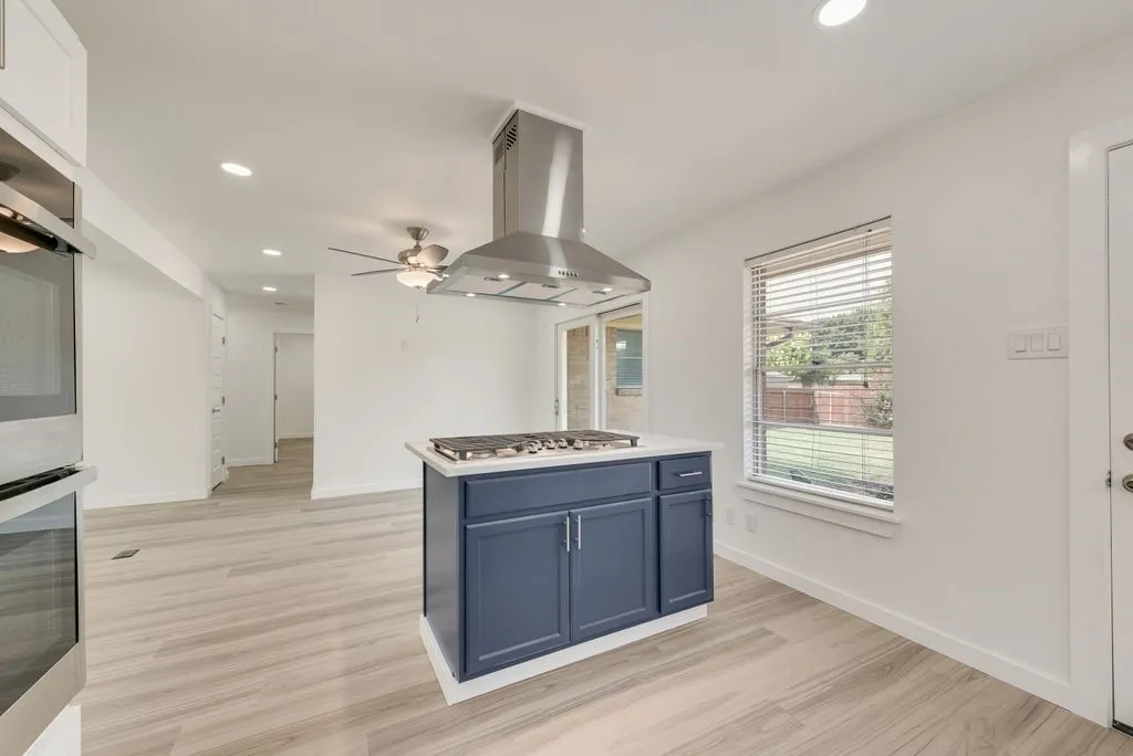 Single Family Residence For Sale in Dallas County , 9107 Lindaro Lane, Dallas, Texas 75228, 3 Bedroom, 2 Bathroom, 2 Garage spaces, 1,568 Sqft, built in 1957, mls#21319060, Real Estate Agent in Dallas, Homes For Sale in Dallas county, Homes For Sale in Dallas, Realtor in Dallas Texas, Real Estate Brokerage Independent Realty Texas, Luminita Cordes Realtor