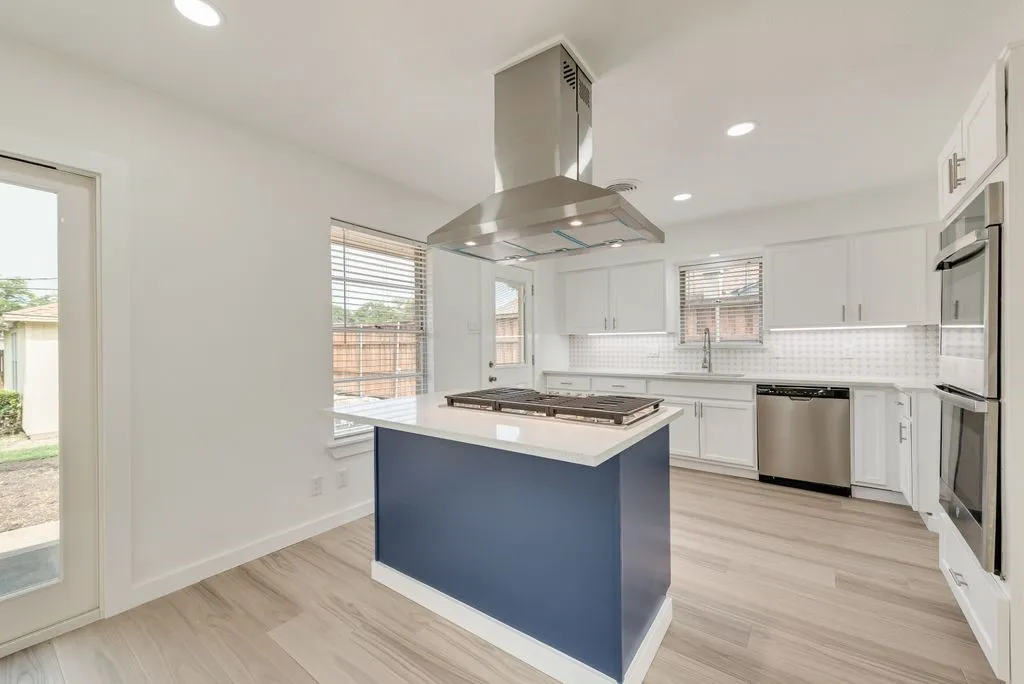 Single Family Residence For Sale in Dallas County , 9107 Lindaro Lane, Dallas, Texas 75228, 3 Bedroom, 2 Bathroom, 2 Garage spaces, 1,568 Sqft, built in 1957, mls#21319060, Real Estate Agent in Dallas, Homes For Sale in Dallas county, Homes For Sale in Dallas, Realtor in Dallas Texas, Real Estate Brokerage Independent Realty Texas, Luminita Cordes Realtor