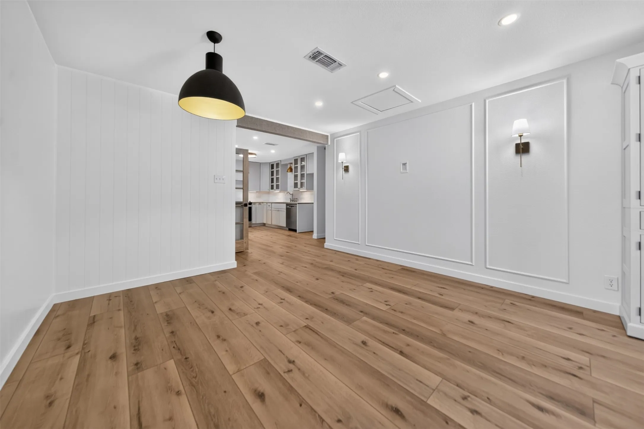 Single Family Residence For Sale in Smith County , 14219 County Road 1252, Tyler, Texas 75709, 4 Bedroom, 2 Bathroom, Garage spaces, 1,872 Sqft, built in 1980, mls#21319971, Real Estate Agent in Tyler, Homes For Sale in Smith county, Homes For Sale in Tyler, Realtor in Tyler Texas, Real Estate Brokerage Independent Realty Texas, Luminita Cordes Realtor