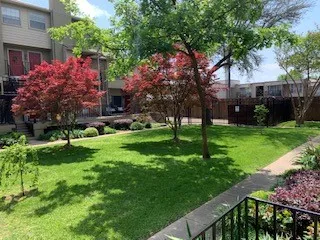 Condominium For Rent in Dallas County , 5740 Martel Avenue A12, Dallas, Texas 75206, 2 Bedroom, 2 Bathroom, 1 Garage spaces, 929 Sqft, built in 1983, mls#21319858, Real Estate Agent in Dallas, Homes For Rent in Dallas county, Homes For Rent in Dallas, Realtor in Dallas Texas, Real Estate Brokerage Independent Realty Texas, Luminita Cordes Realtor