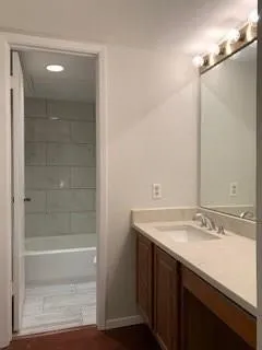 Condominium For Rent in Dallas County , 5740 Martel Avenue A12, Dallas, Texas 75206, 2 Bedroom, 2 Bathroom, 1 Garage spaces, 929 Sqft, built in 1983, mls#21319858, Real Estate Agent in Dallas, Homes For Rent in Dallas county, Homes For Rent in Dallas, Realtor in Dallas Texas, Real Estate Brokerage Independent Realty Texas, Luminita Cordes Realtor