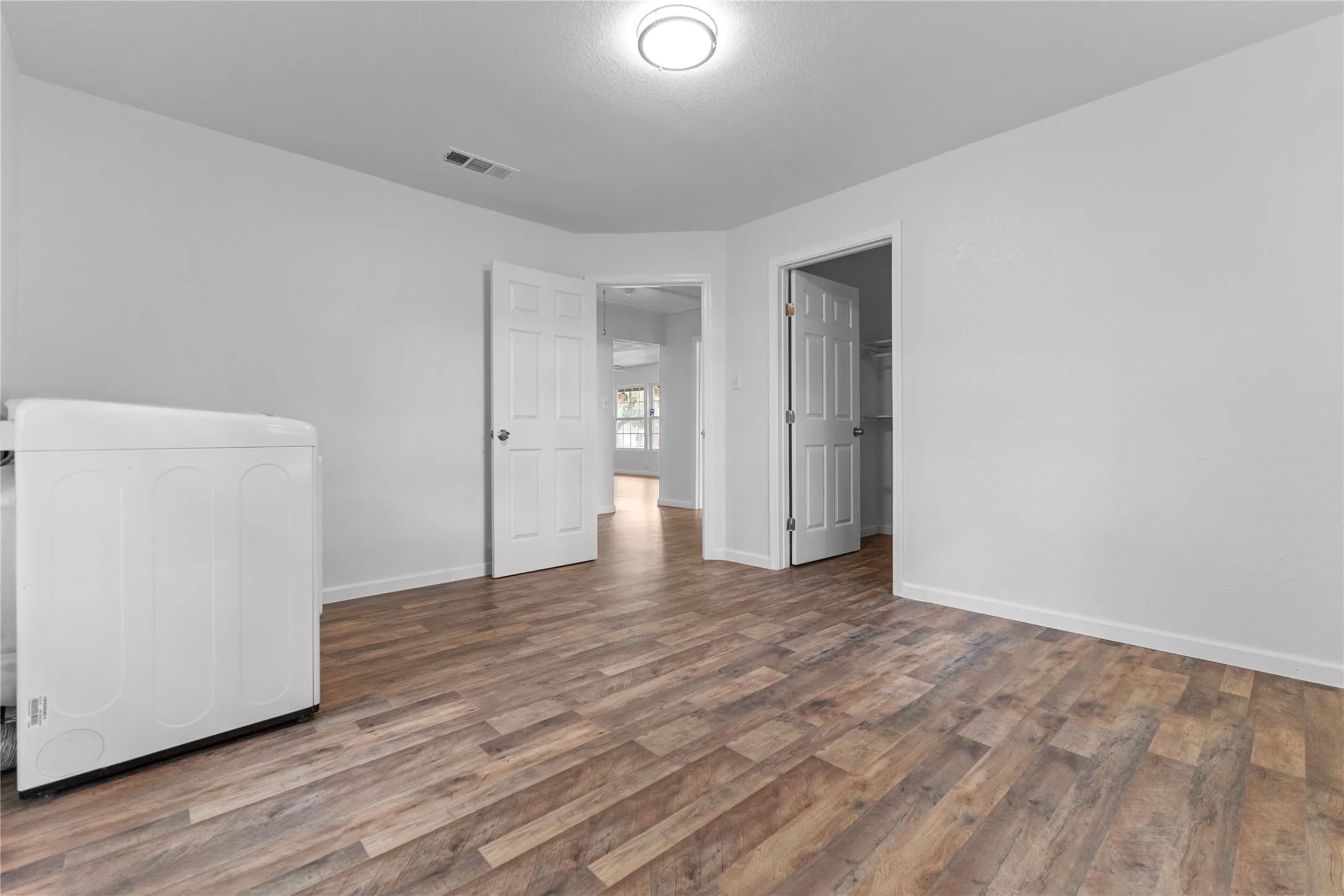 Single Family Residence For Sale in Navarro County , 103 N 6th Street E, Dawson, Texas 76639, 3 Bedroom, 1 Bathroom, Garage spaces, 1,353 Sqft, built in 1960, mls#21319980, Real Estate Agent in Dawson, Homes For Sale in Navarro county, Homes For Sale in Dawson, Realtor in Dawson Texas, Real Estate Brokerage Independent Realty Texas, Luminita Cordes Realtor