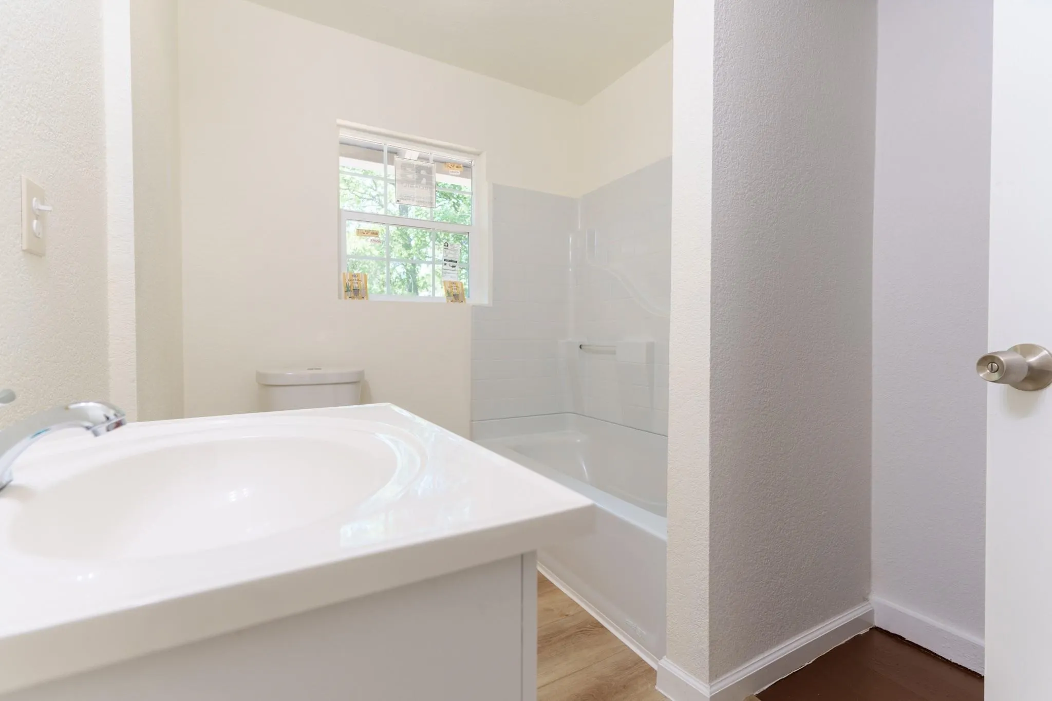 Single Family Residence For Sale in Navarro County , 103 N 6th Street E, Dawson, Texas 76639, 3 Bedroom, 1 Bathroom, Garage spaces, 1,353 Sqft, built in 1960, mls#21319980, Real Estate Agent in Dawson, Homes For Sale in Navarro county, Homes For Sale in Dawson, Realtor in Dawson Texas, Real Estate Brokerage Independent Realty Texas, Luminita Cordes Realtor