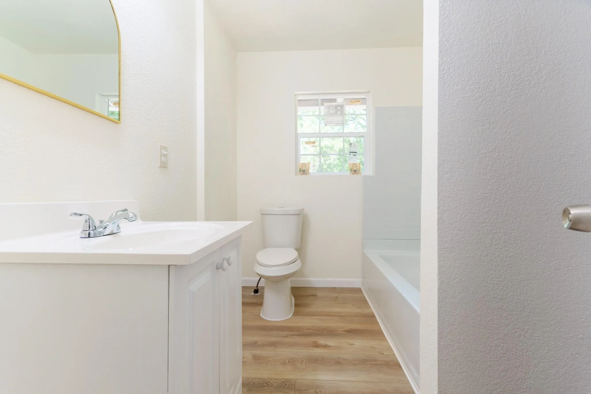 Single Family Residence For Sale in Navarro County , 103 N 6th Street E, Dawson, Texas 76639, 3 Bedroom, 1 Bathroom, Garage spaces, 1,353 Sqft, built in 1960, mls#21319980, Real Estate Agent in Dawson, Homes For Sale in Navarro county, Homes For Sale in Dawson, Realtor in Dawson Texas, Real Estate Brokerage Independent Realty Texas, Luminita Cordes Realtor