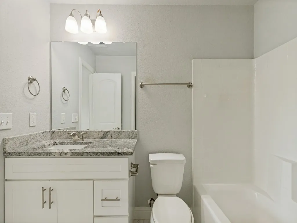 Duplex For Rent in Denton County , 449 Woodgrove Drive A, Little Elm, Texas 75068, 3 Bedroom, 3 Bathroom, 1 Garage spaces, 1,456 Sqft, built in 2021, mls#21306454, Real Estate Agent in Little Elm, Homes For Rent in Denton county, Homes For Rent in Little Elm, Realtor in Little Elm Texas, Real Estate Brokerage Independent Realty Texas, Luminita Cordes Realtor