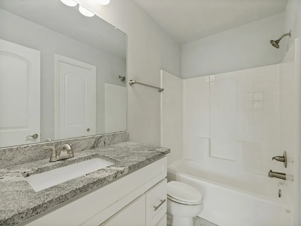 Duplex For Rent in Denton County , 449 Woodgrove Drive A, Little Elm, Texas 75068, 3 Bedroom, 3 Bathroom, 1 Garage spaces, 1,456 Sqft, built in 2021, mls#21306454, Real Estate Agent in Little Elm, Homes For Rent in Denton county, Homes For Rent in Little Elm, Realtor in Little Elm Texas, Real Estate Brokerage Independent Realty Texas, Luminita Cordes Realtor