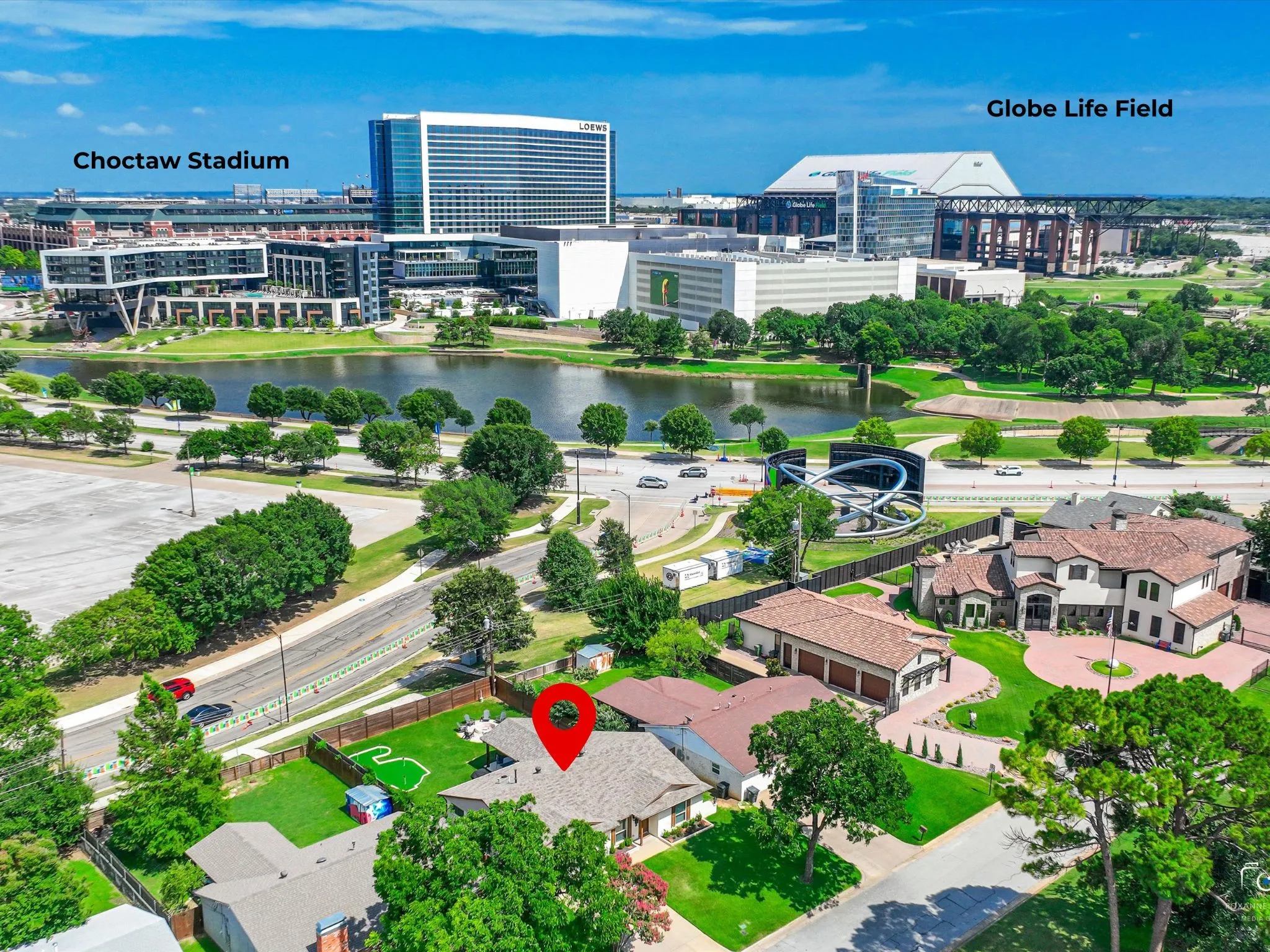 Short walk to Globe Life Field and Choctaw Stadium