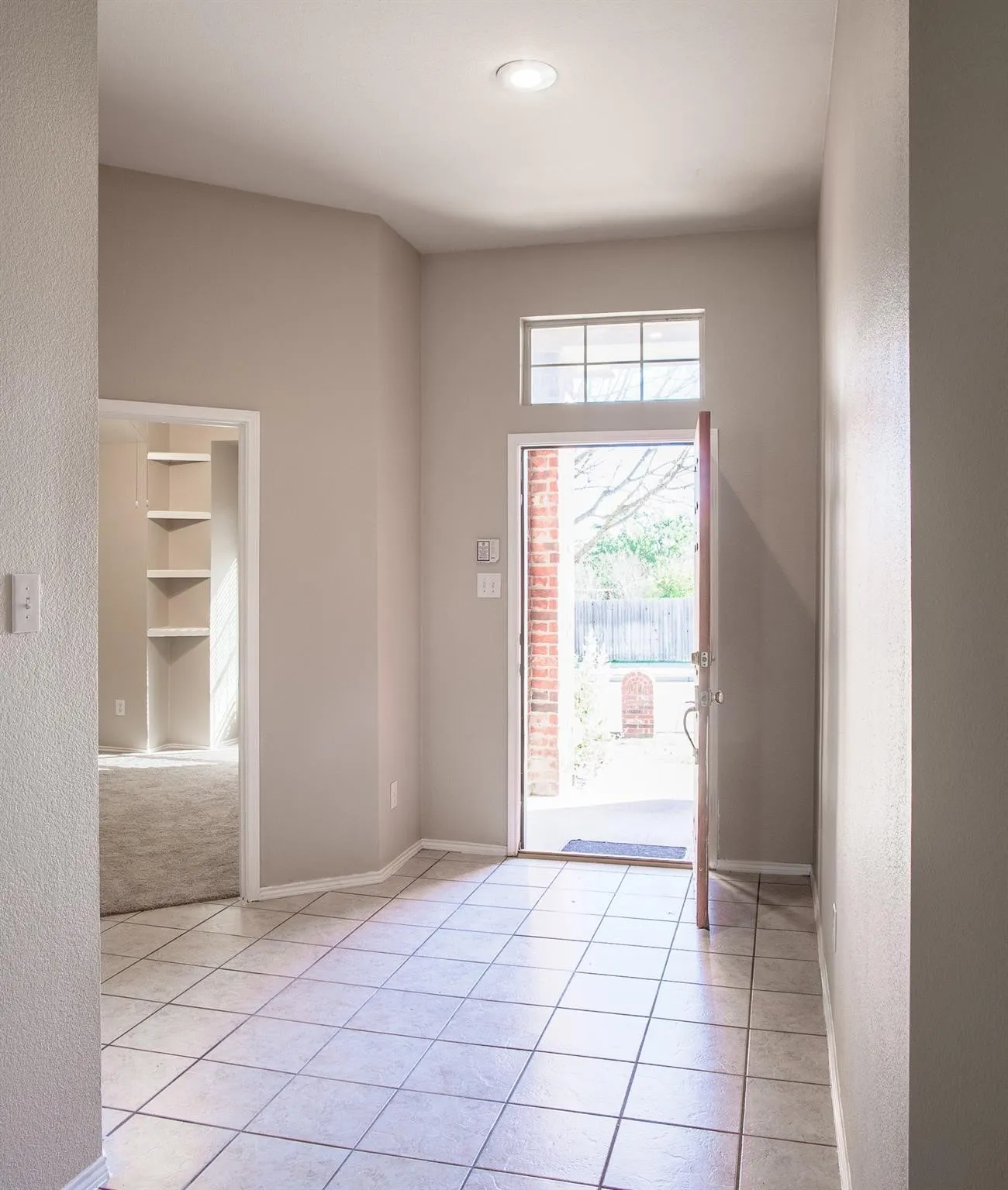 Single Family Residence For Rent in Dallas County , 6823 Woodcrest Drive, Sachse, Texas 75048, 4 Bedroom, 2 Bathroom, 1 Garage spaces, 1,851 Sqft, built in 2001, mls#21317393, Real Estate Agent in Sachse, Homes For Rent in Dallas county, Homes For Rent in Sachse, Realtor in Sachse Texas, Real Estate Brokerage Independent Realty Texas, Luminita Cordes Realtor