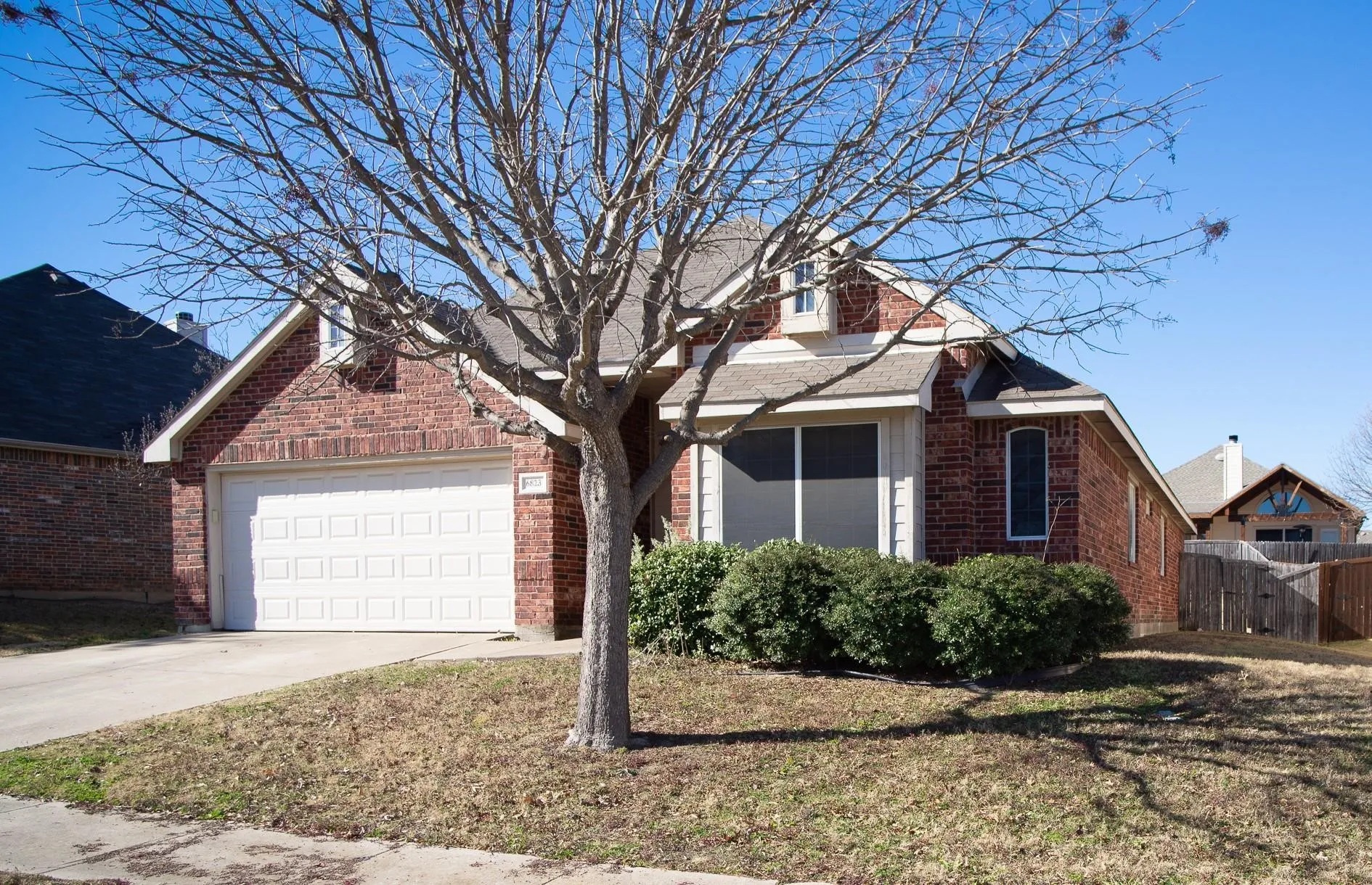 Single Family Residence For Rent in Dallas County , 6823 Woodcrest Drive, Sachse, Texas 75048, 4 Bedroom, 2 Bathroom, 1 Garage spaces, 1,851 Sqft, built in 2001, mls#21317393, Real Estate Agent in Sachse, Homes For Rent in Dallas county, Homes For Rent in Sachse, Realtor in Sachse Texas, Real Estate Brokerage Independent Realty Texas, Luminita Cordes Realtor