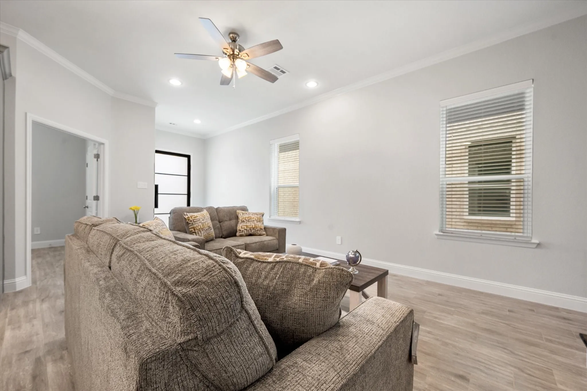 Townhouse For Rent in Tarrant County , 2333 Spring Park Boulevard, Arlington, Texas 76016, 4 Bedroom, 3 Bathroom, 2 Garage spaces, 2,500 Sqft, built in 2024, mls#21244792, Real Estate Agent in Arlington, Homes For Rent in Tarrant county, Homes For Rent in Arlington, Realtor in Arlington Texas, Real Estate Brokerage Independent Realty Texas, Luminita Cordes Realtor