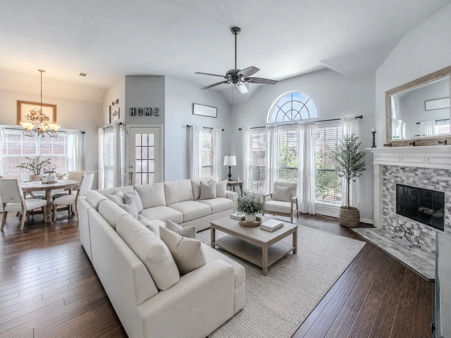 Single Family Residence For Sale in Collin County , 11406 Gatesville Drive, Frisco, Texas 75035, 4 Bedroom, 3 Bathroom, 2 Garage spaces, 2,546 Sqft, built in 2006, mls#21317215, Real Estate Agent in Frisco, Homes For Sale in Collin county, Homes For Sale in Frisco, Realtor in Frisco Texas, Real Estate Brokerage Independent Realty Texas, Luminita Cordes Realtor
