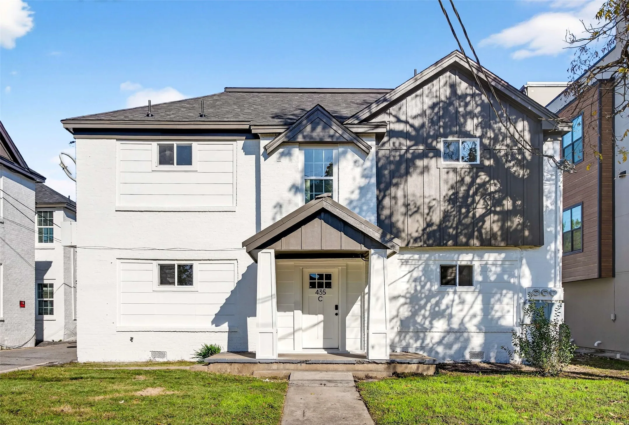 Apartment For Sale in Dallas County , 435 W 9th Street, Dallas, Texas 75208, 18 Bedroom, 16 Bathroom, Garage spaces, 0 Sqft, built in 1925, mls#21318003, Real Estate Agent in Dallas, Homes For Sale in Dallas county, Homes For Sale in Dallas, Realtor in Dallas Texas, Real Estate Brokerage Independent Realty Texas, Luminita Cordes Realtor