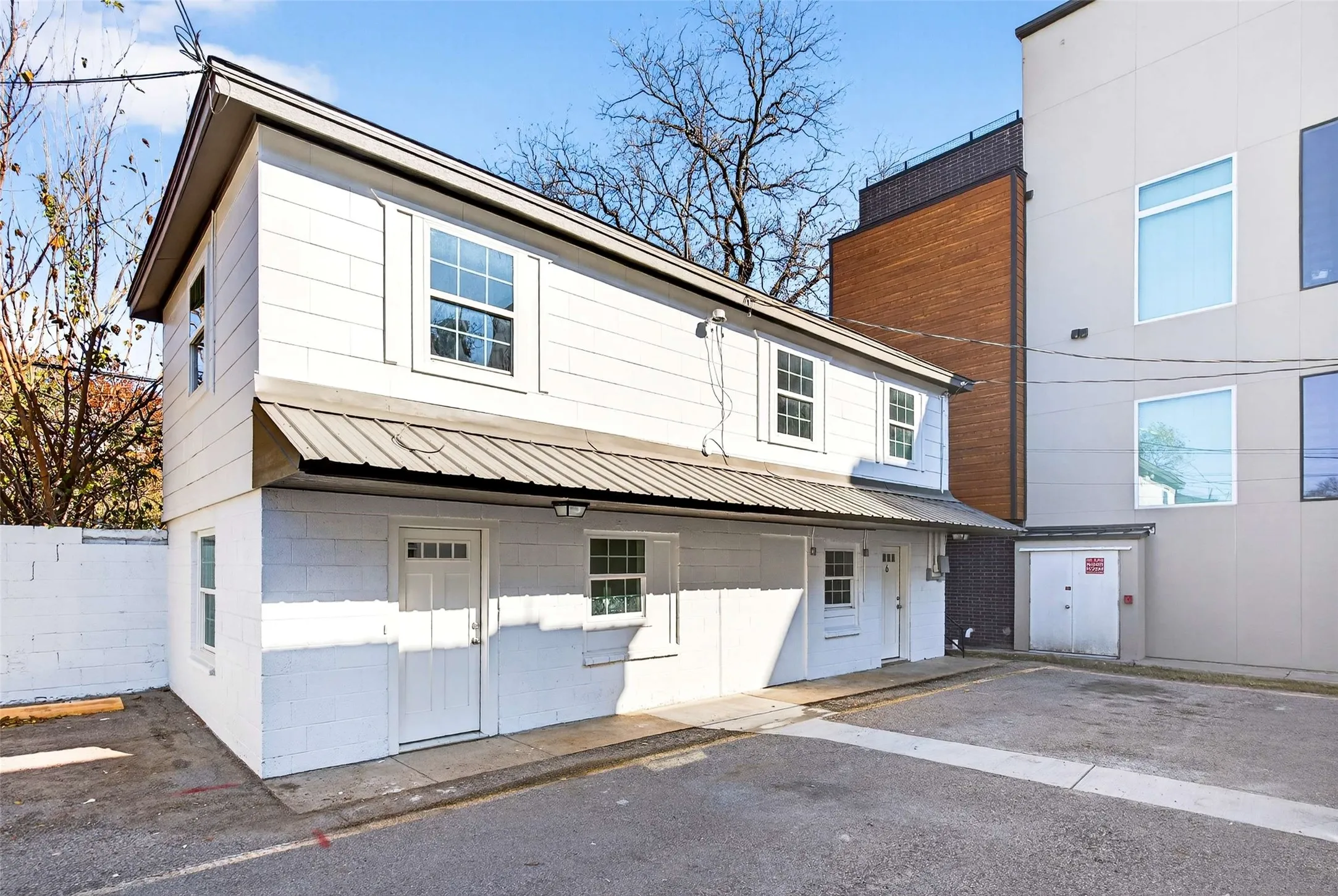 Apartment For Sale in Dallas County , 435 W 9th Street, Dallas, Texas 75208, 18 Bedroom, 16 Bathroom, Garage spaces, 0 Sqft, built in 1925, mls#21318003, Real Estate Agent in Dallas, Homes For Sale in Dallas county, Homes For Sale in Dallas, Realtor in Dallas Texas, Real Estate Brokerage Independent Realty Texas, Luminita Cordes Realtor