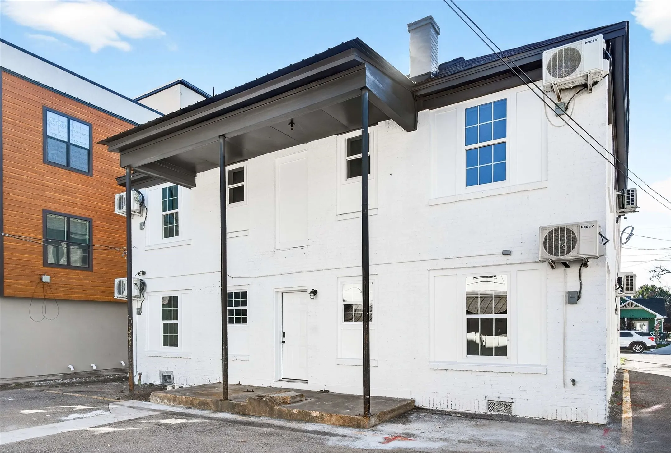 Apartment For Sale in Dallas County , 435 W 9th Street, Dallas, Texas 75208, 18 Bedroom, 16 Bathroom, Garage spaces, 0 Sqft, built in 1925, mls#21318003, Real Estate Agent in Dallas, Homes For Sale in Dallas county, Homes For Sale in Dallas, Realtor in Dallas Texas, Real Estate Brokerage Independent Realty Texas, Luminita Cordes Realtor