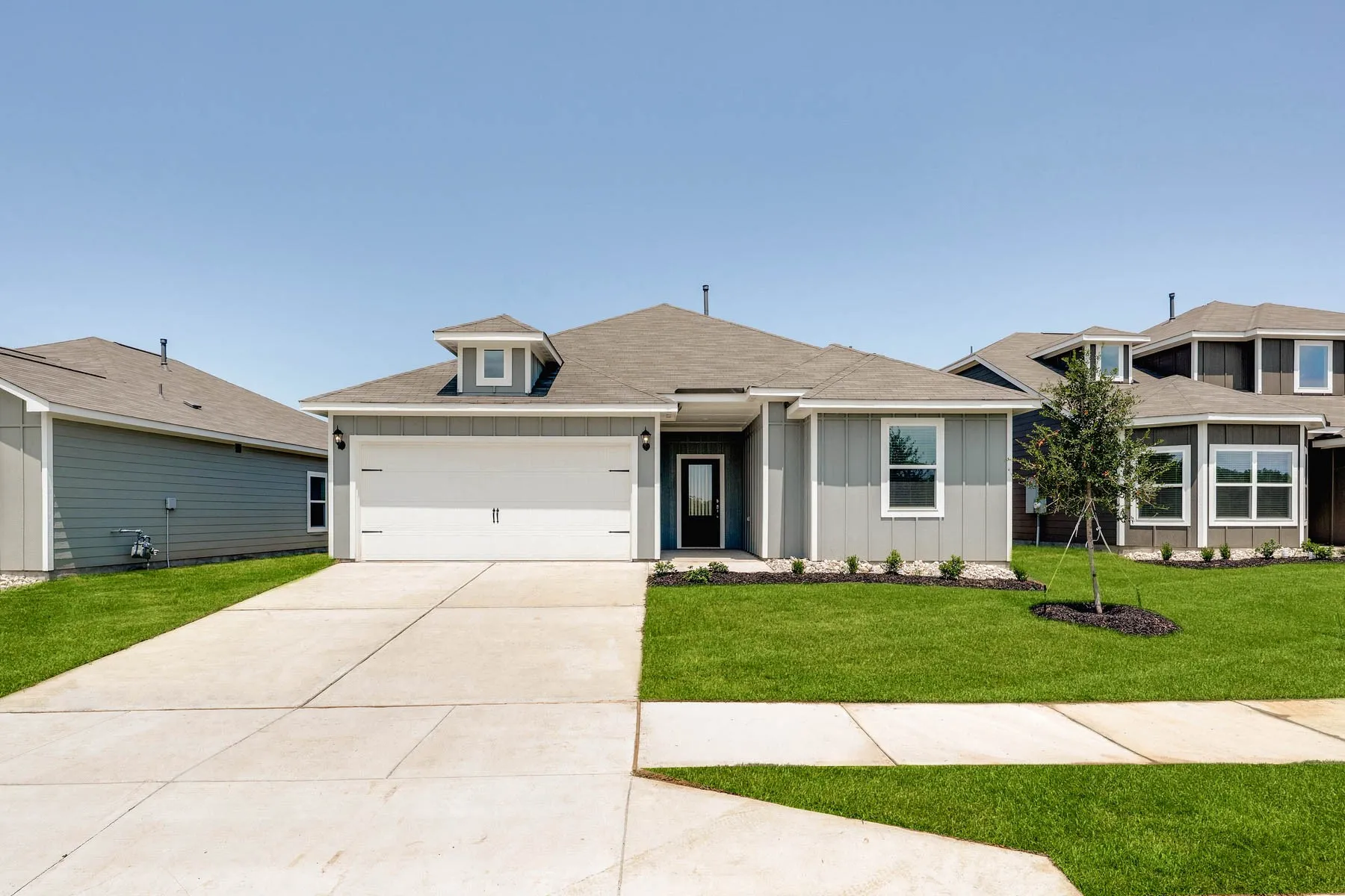 Single Family Residence For Sale in Tarrant County , 1325 Helca Drive, Fort Worth, Texas 76140, 4 Bedrooms, 2 Bathrooms, 2 Garage spaces, 1,724 Sqft, built in 2026, Price $325,900, mls#21320009, Real Estate Agent in Fort Worth, Homes For Sale in Tarrant county, Homes For Sale in Fort Worth, Realtor in Fort Worth Texas, Real Estate Brokerage Independent Realty Texas, Luminita Cordes Realtor