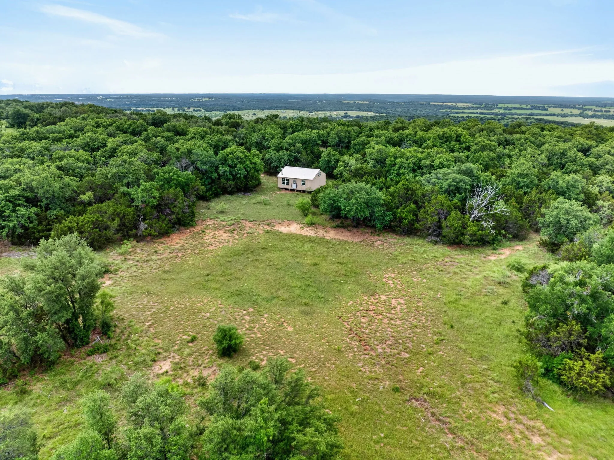 Single Family Residence For Sale in Palo Pinto County , 1066 High Point Drive, Mineral Wells, Texas 76067, 2 Bedroom, 1 Bathroom, Garage spaces, 624 Sqft, built in 2023, mls#21319802, Real Estate Agent in Mineral Wells, Homes For Sale in Palo Pinto county, Homes For Sale in Mineral Wells, Realtor in Mineral Wells Texas, Real Estate Brokerage Independent Realty Texas, Luminita Cordes Realtor